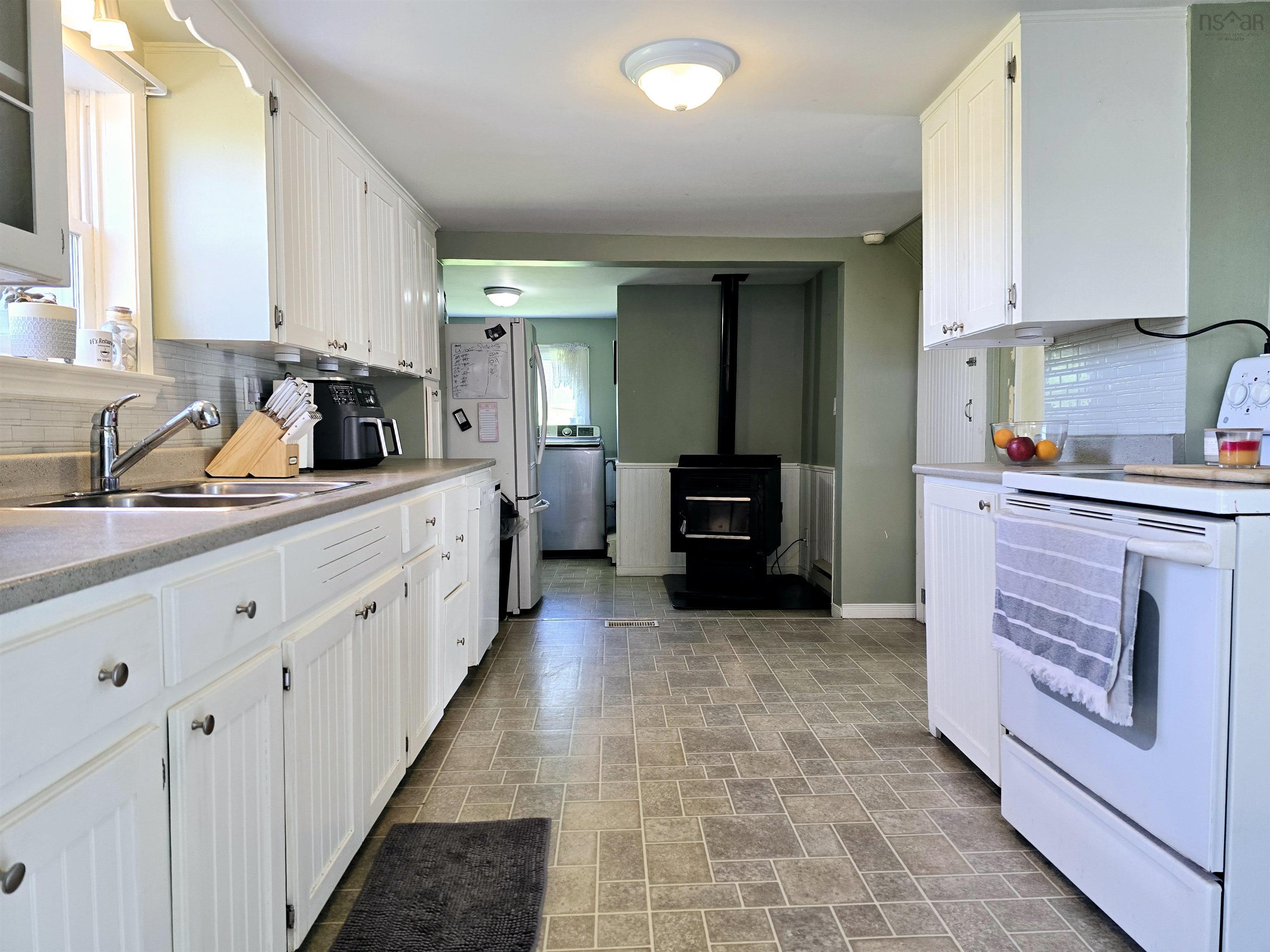 $204,900.00: 81 Grandview Avenue, Trenton