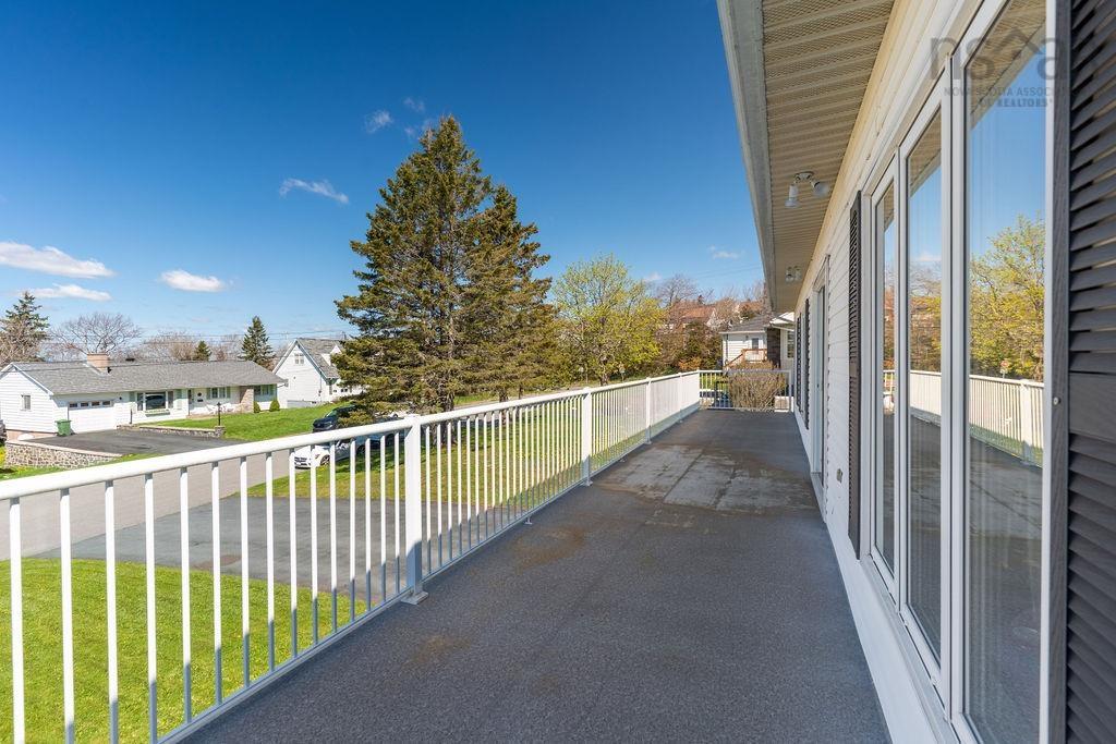 $724,900.00: 5 Alpine Drive, Portland Hills