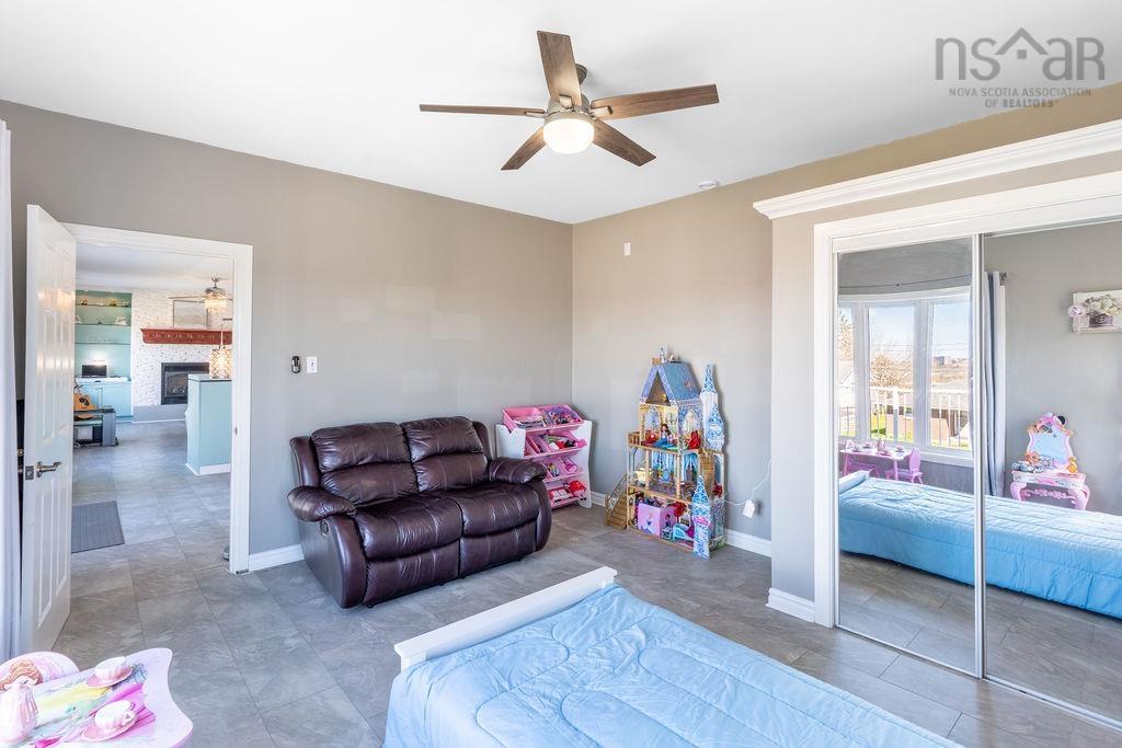 $724,900.00: 5 Alpine Drive, Portland Hills