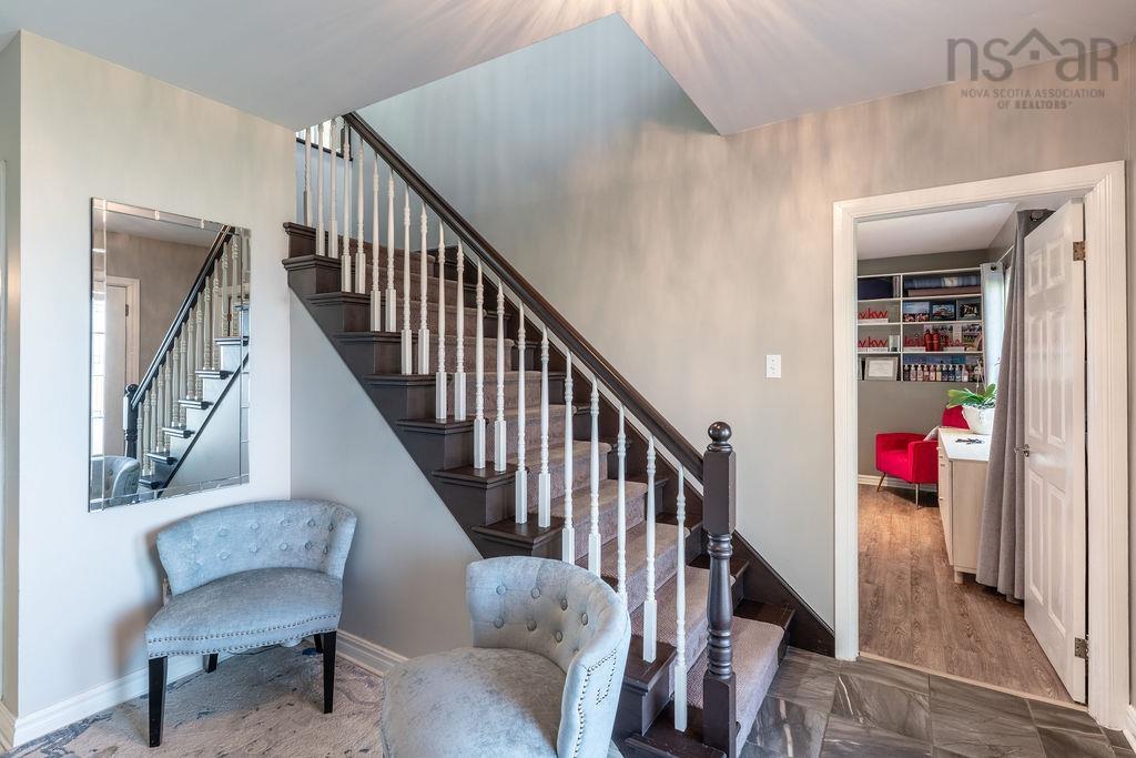 $724,900.00: 5 Alpine Drive, Portland Hills