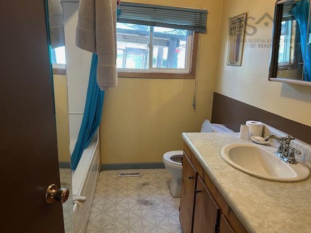 $229,900.00: 3901 Highway 14, Windsor Forks