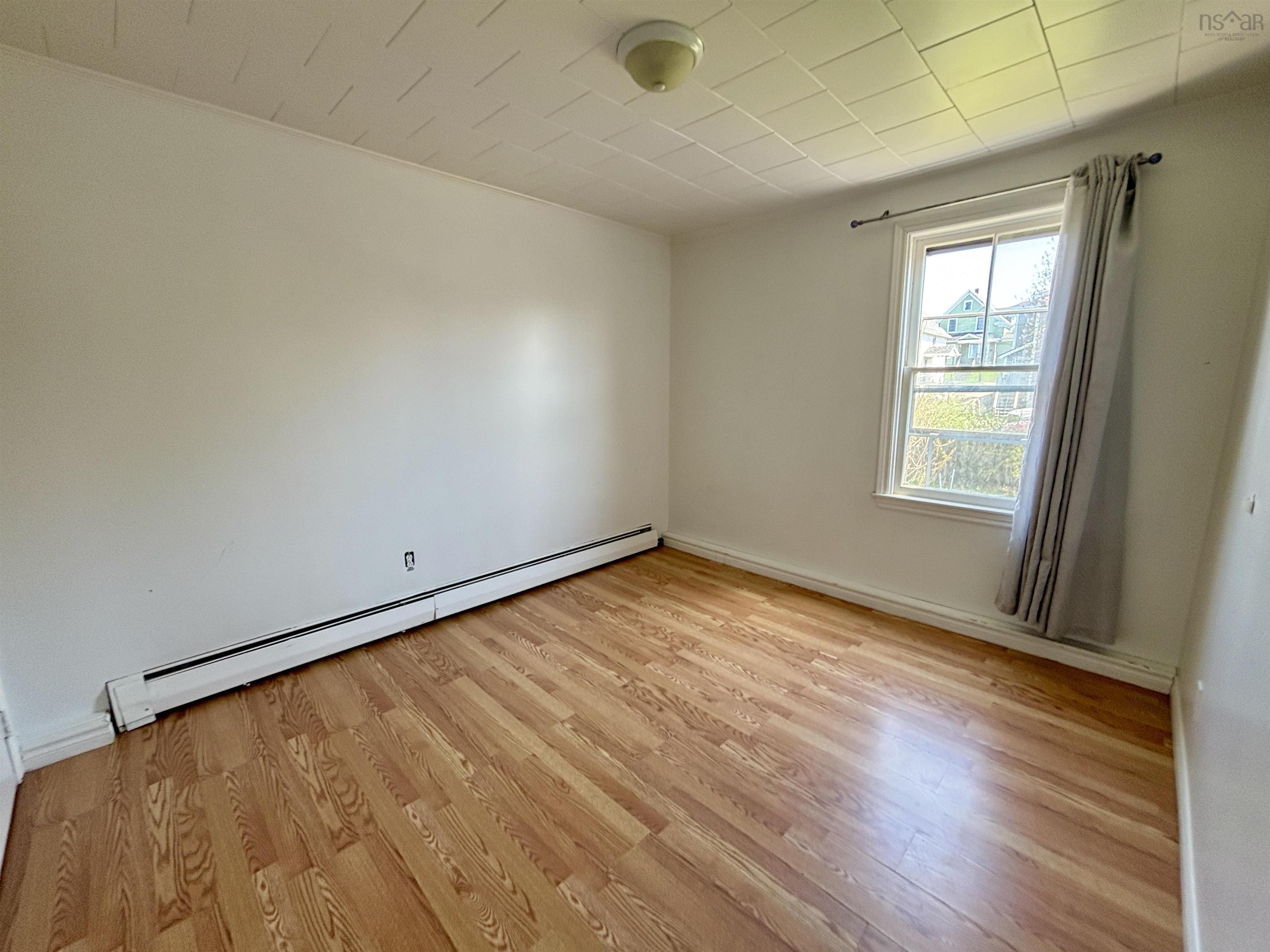 $179,900.00: 46 West Street, Sydney