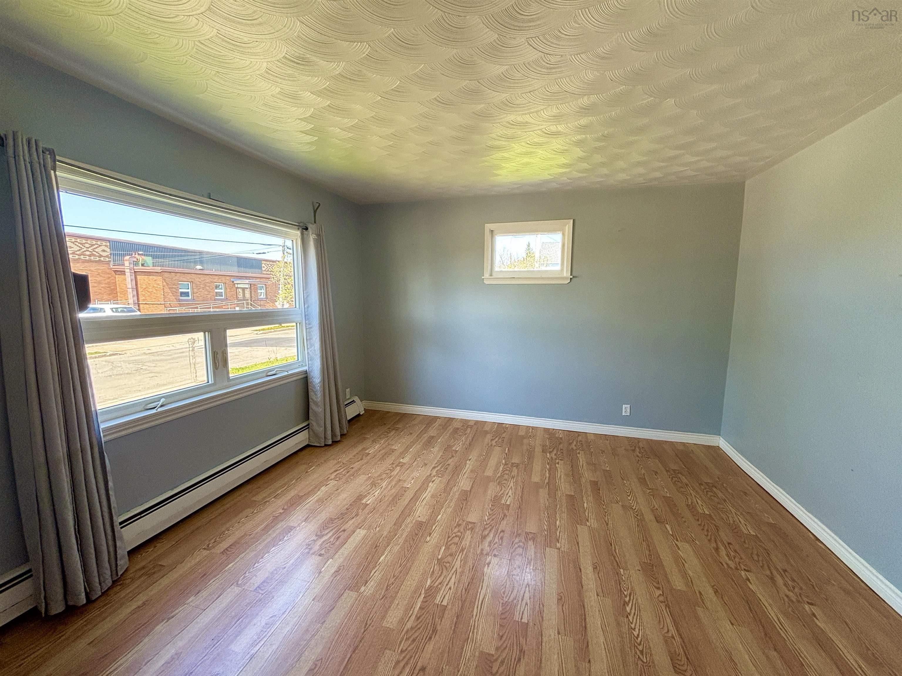 $179,900.00: 46 West Street, Sydney