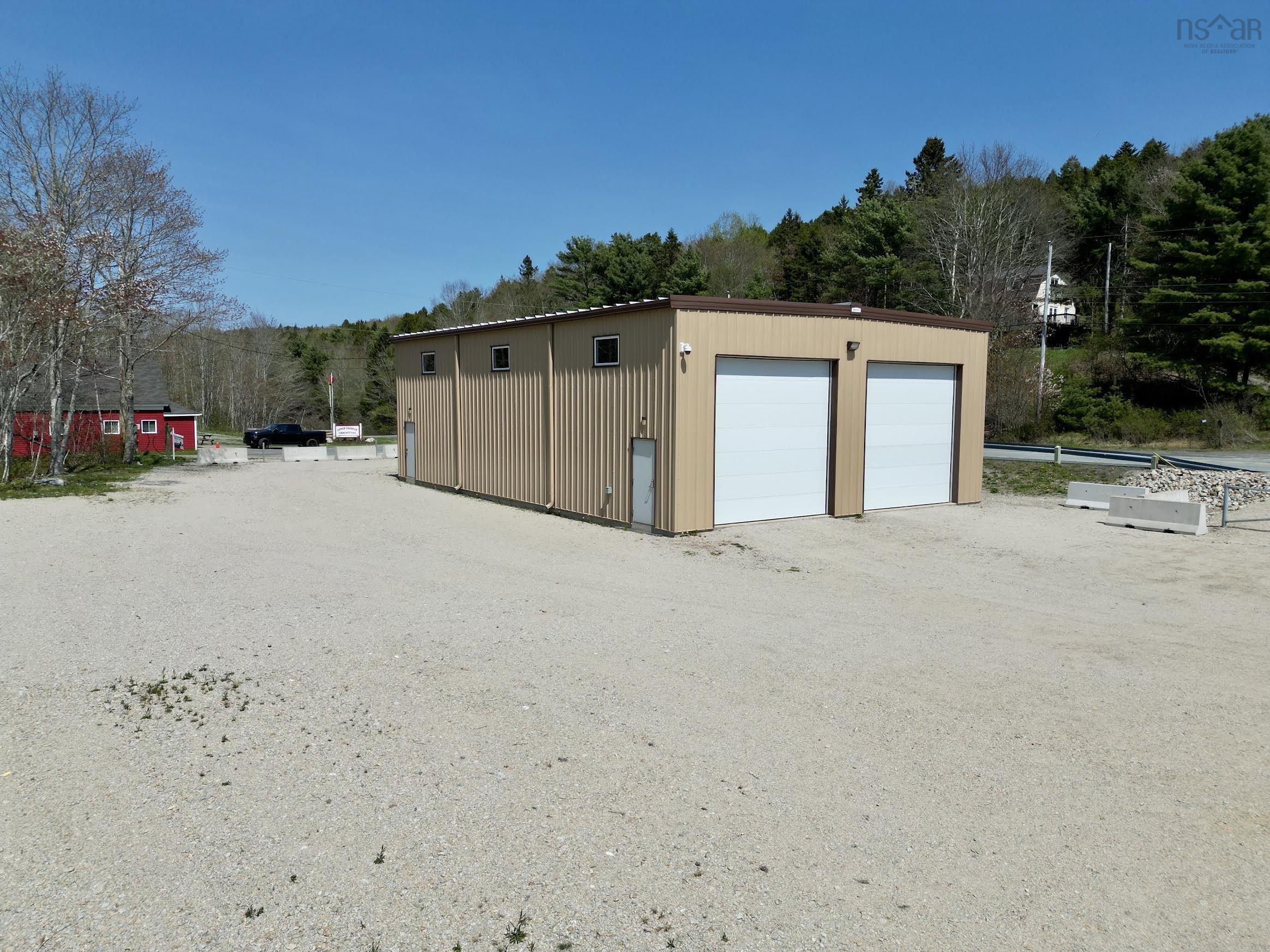 $449,500.00: 997 Highway 14, Upper Vaughan