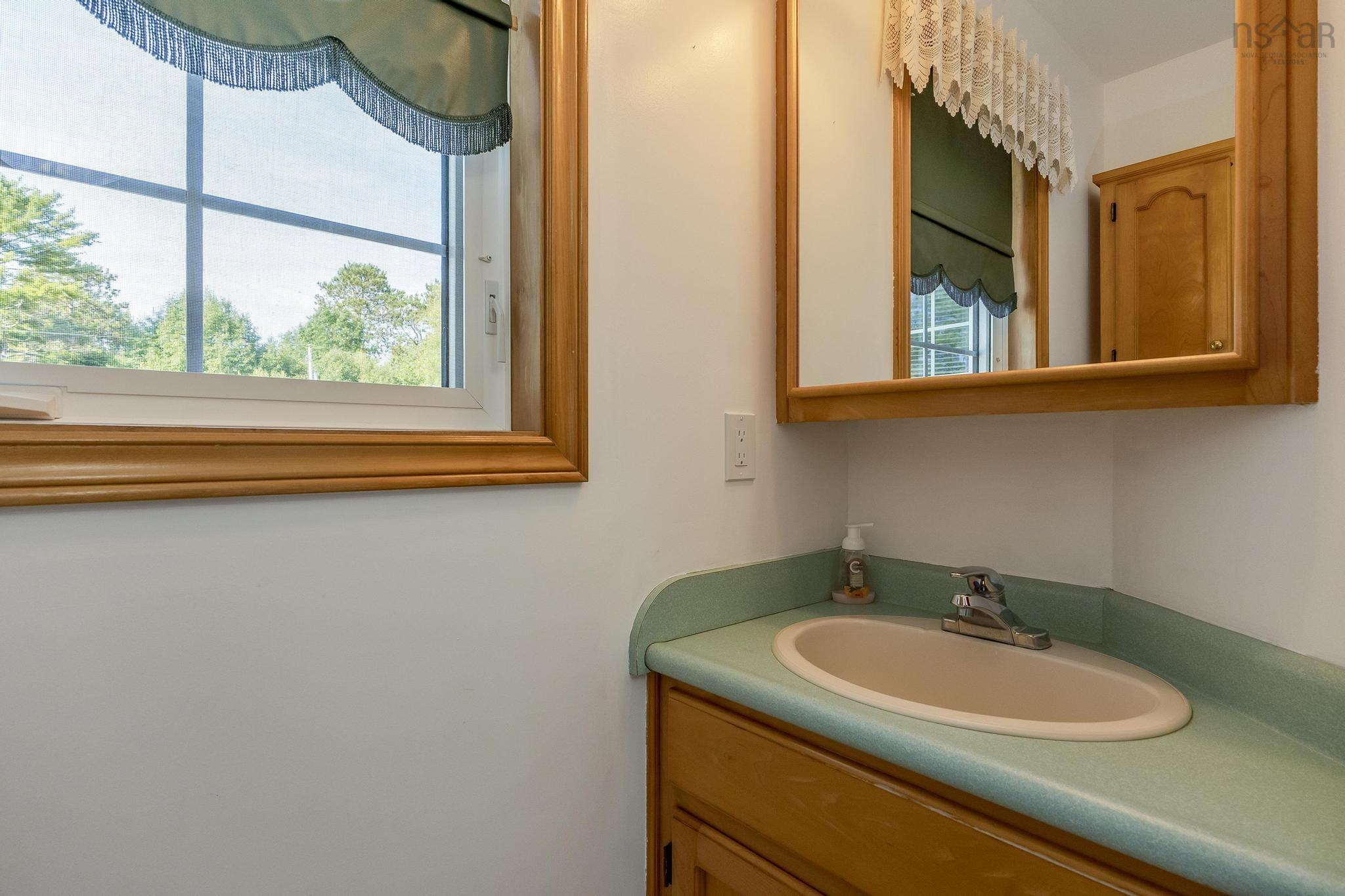 $520,000.00: 99 Krista Drive, Wilmot