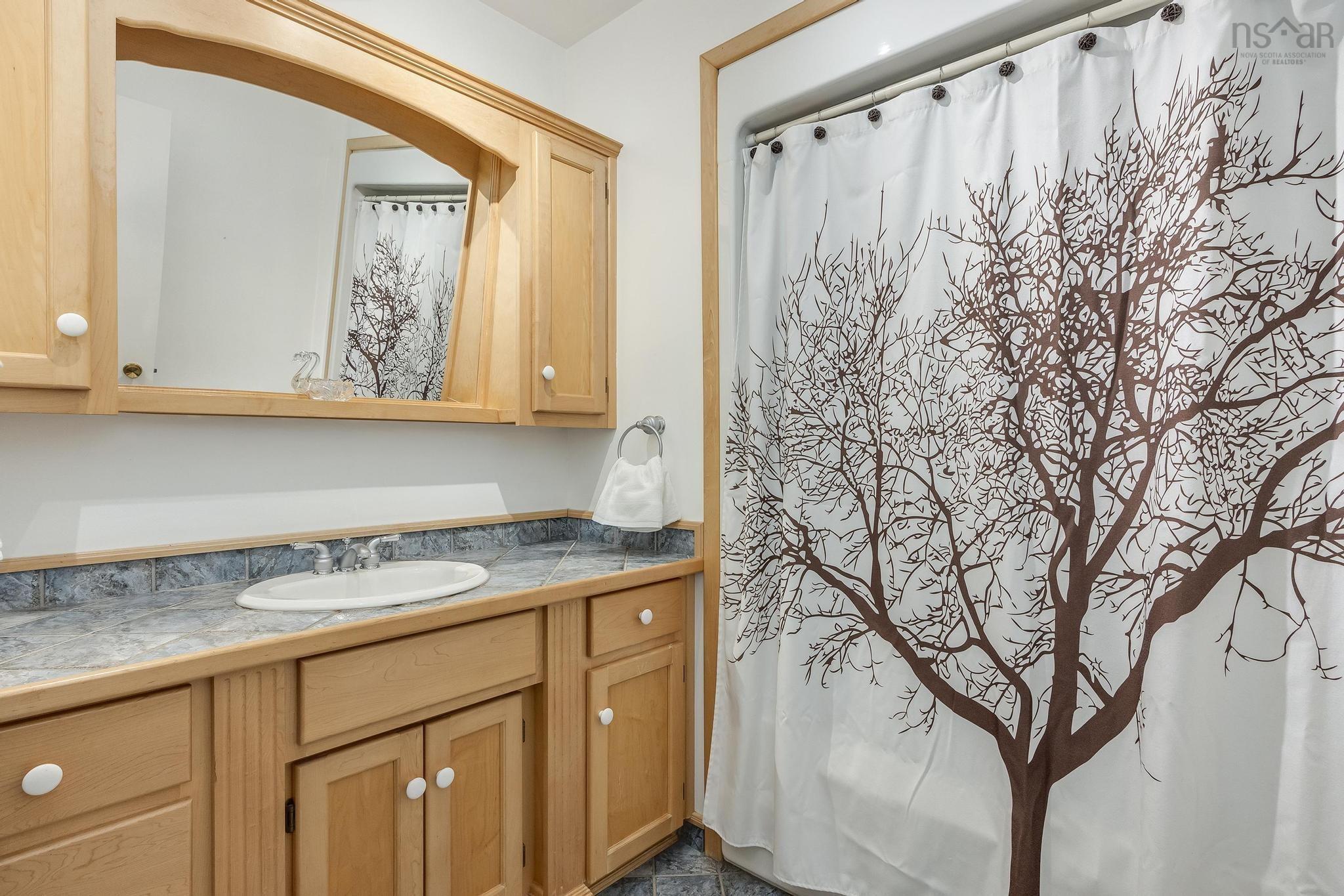 $520,000.00: 99 Krista Drive, Wilmot