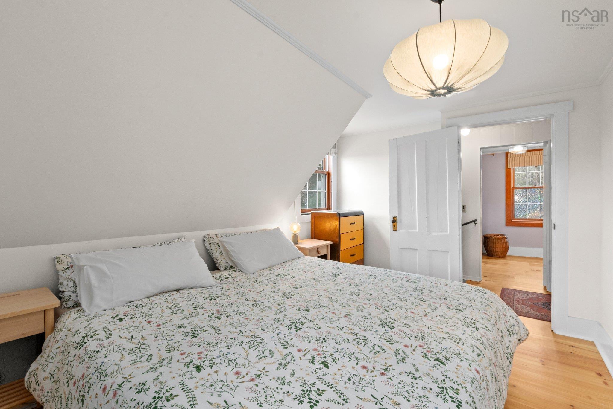 $600,000.00: 155 Island View Drive, Boutiliers Point