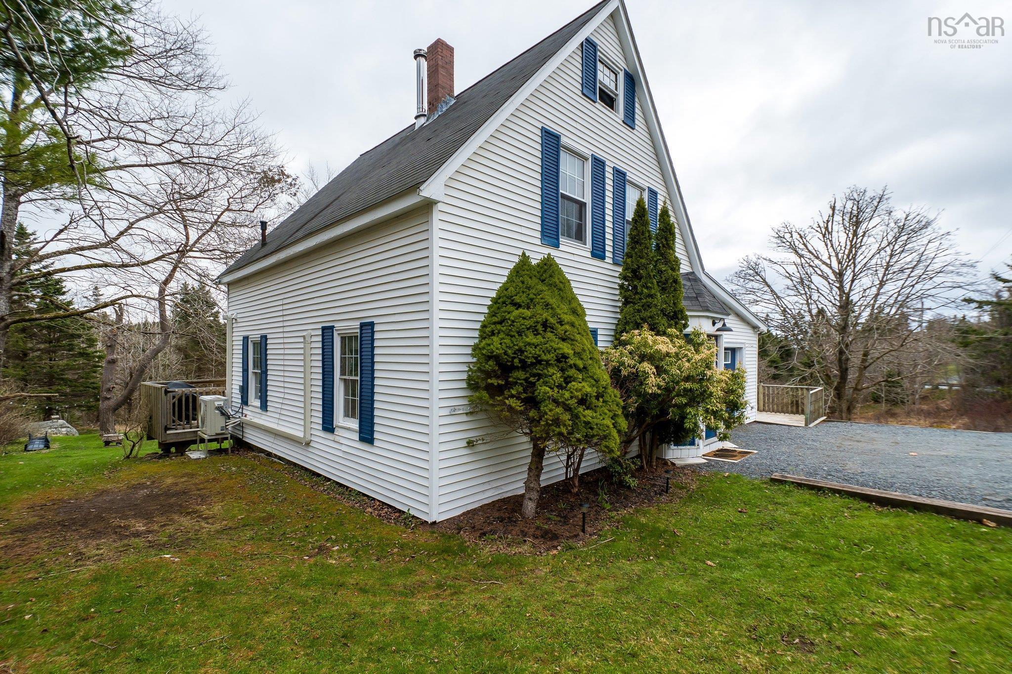$600,000.00: 155 Island View Drive, Boutiliers Point