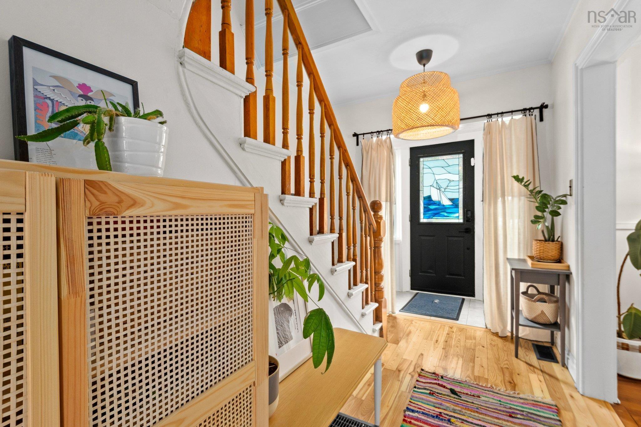 $600,000.00: 155 Island View Drive, Boutiliers Point