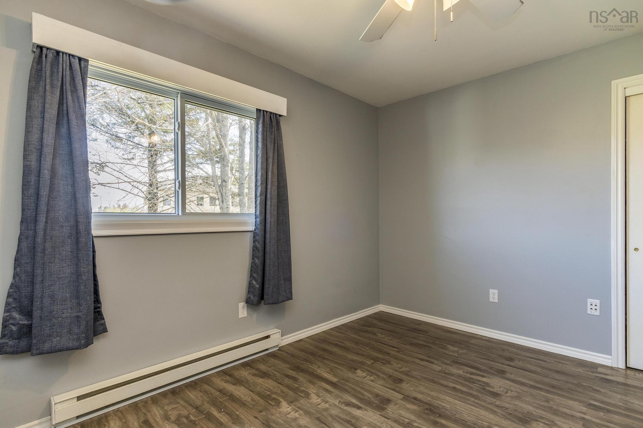 $449,900.00: 538 Highway 2, Elmsdale