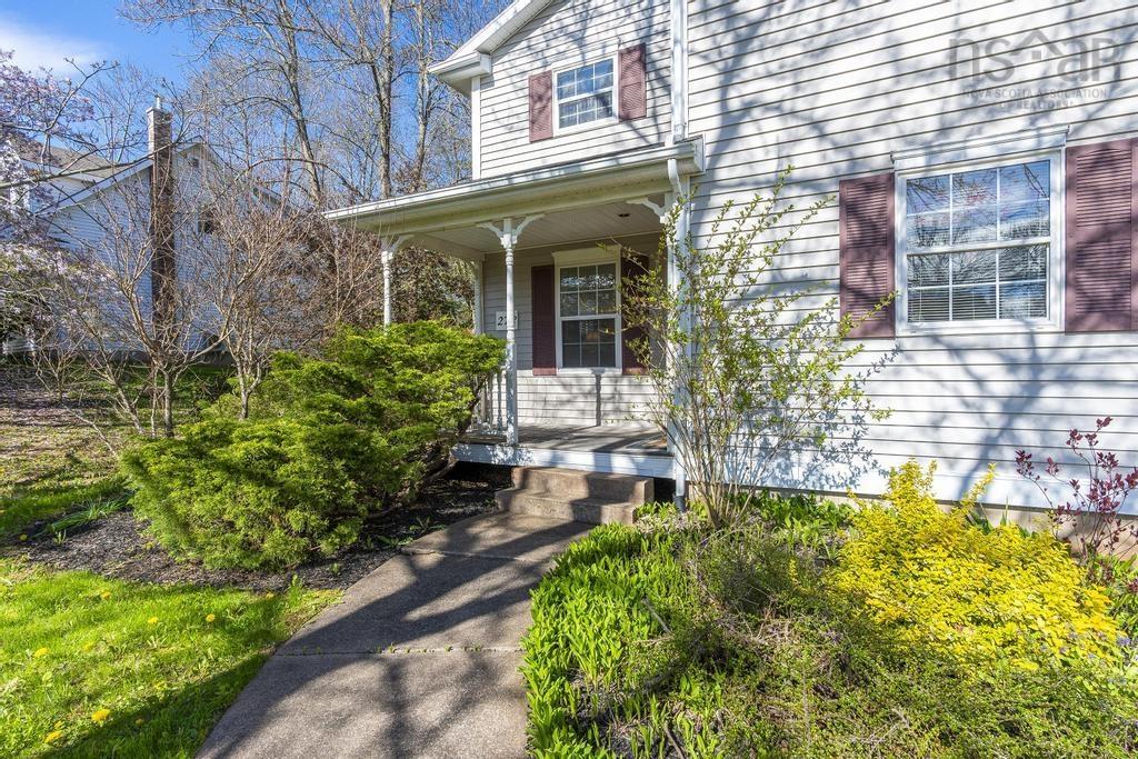 $574,900.00: 278 Fox Hill Avenue, North Kentville