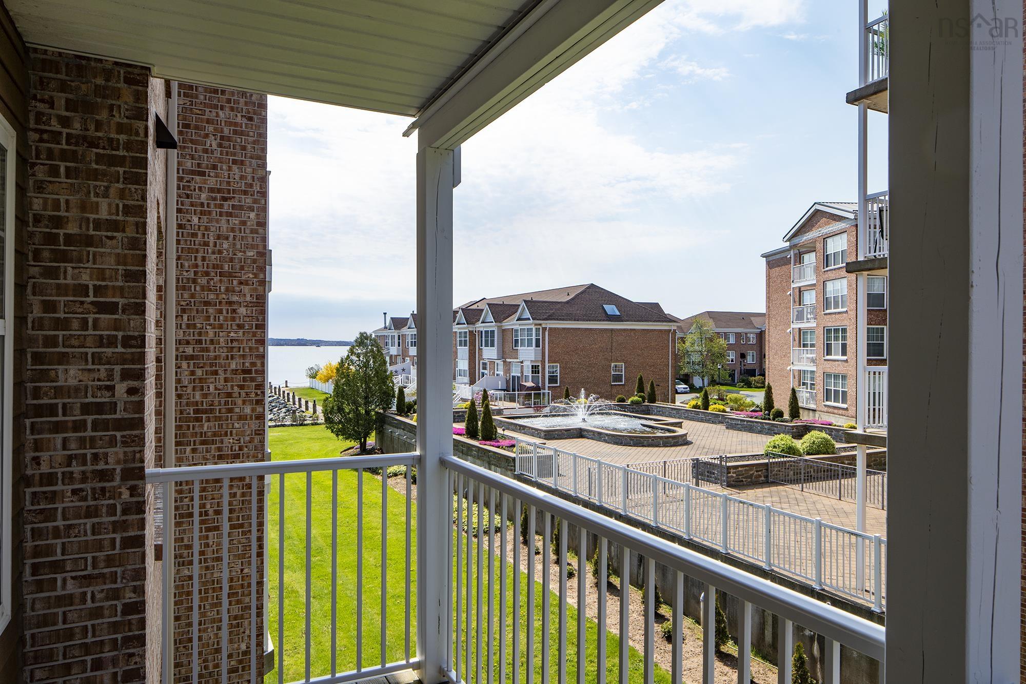 $460,000.00: 201 40 Waterfront Drive, Bedford