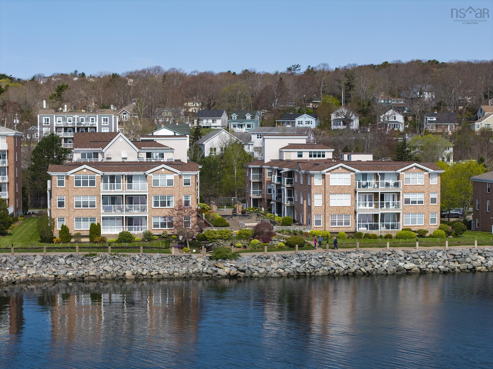 $460,000.00: 201 40 Waterfront Drive, Bedford
