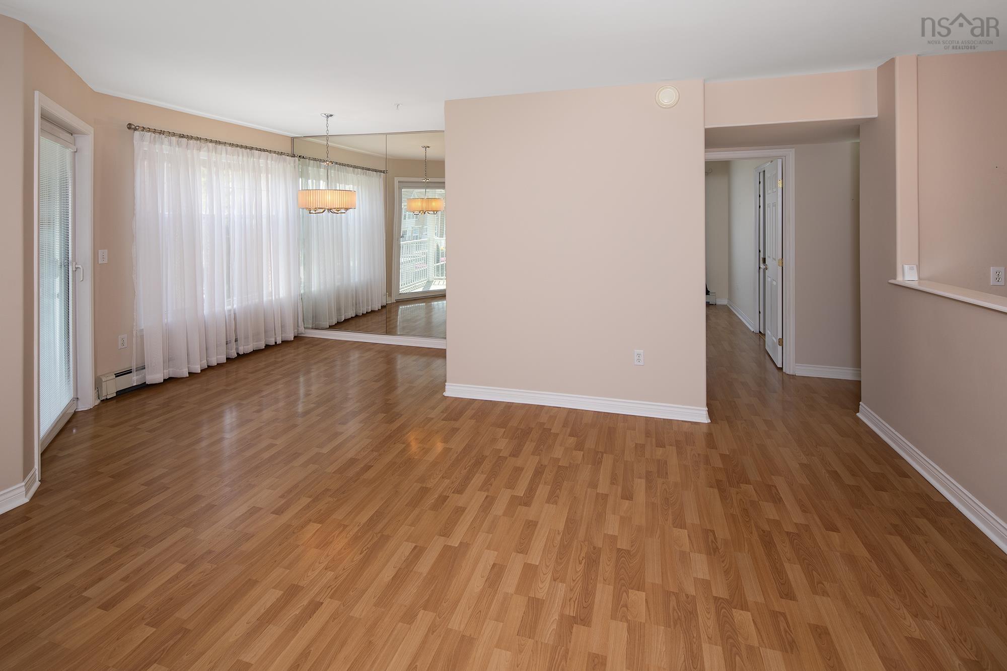 $460,000.00: 201 40 Waterfront Drive, Bedford