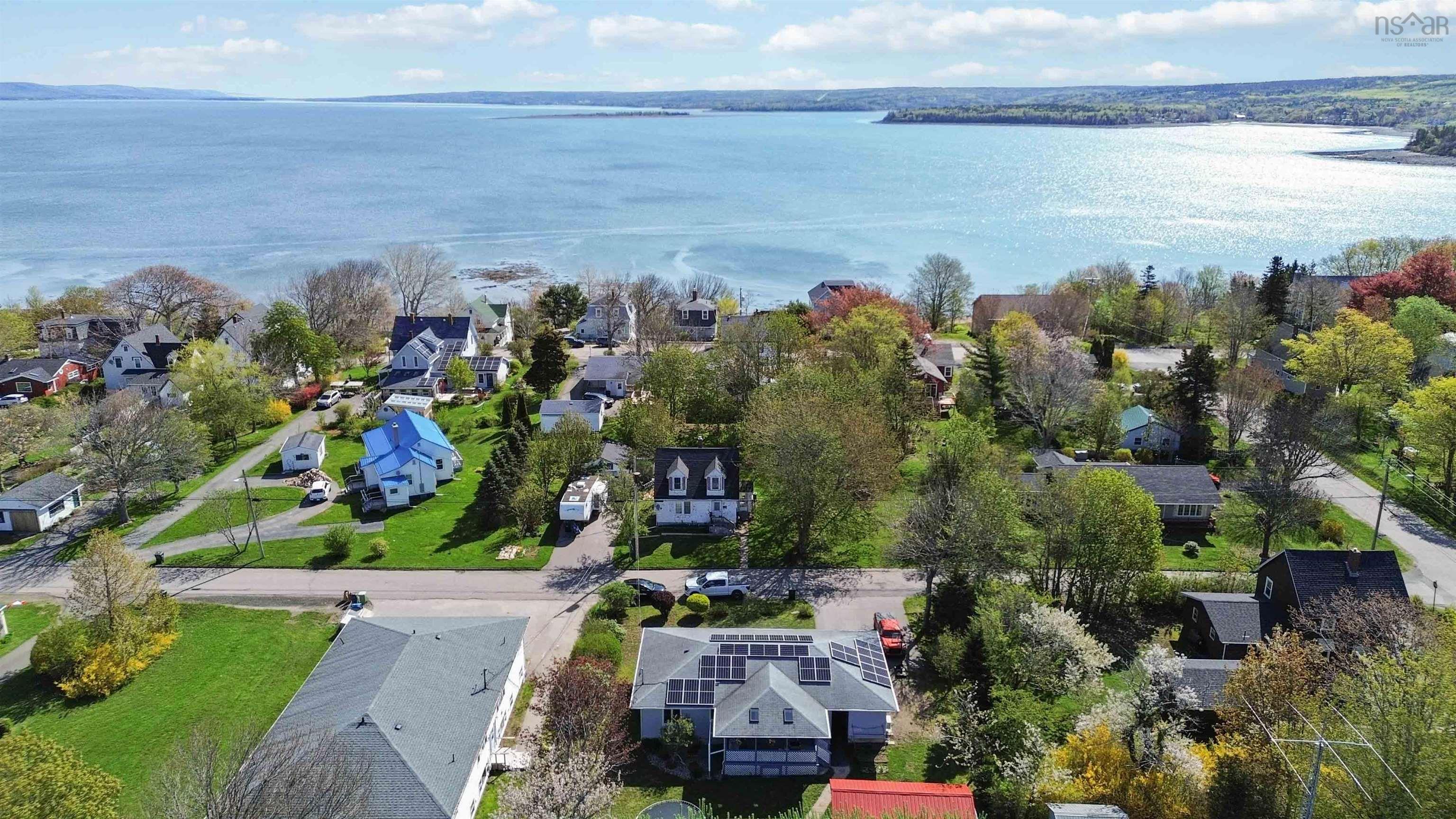 $359,000.00: 57 First Avenue, Digby