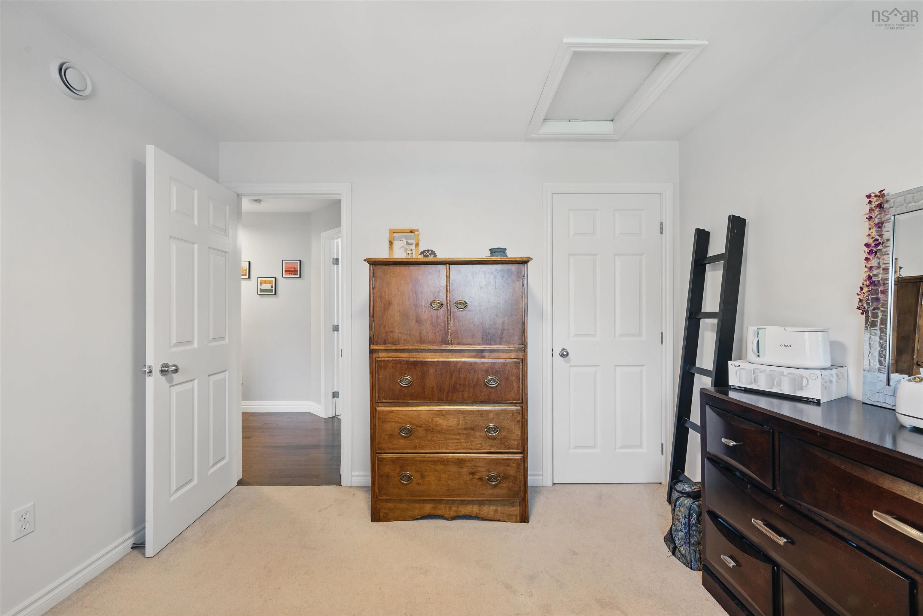 $699,900.00: 179 Waterstone Run, Lucasville