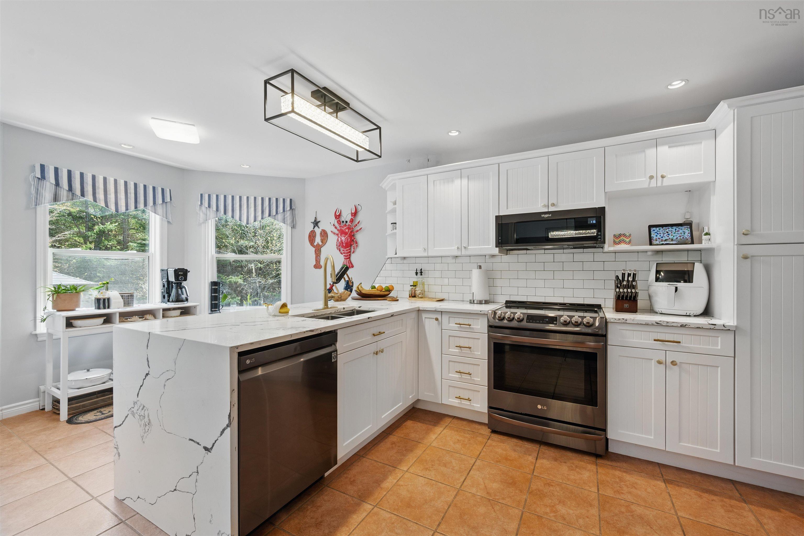 $699,900.00: 179 Waterstone Run, Lucasville