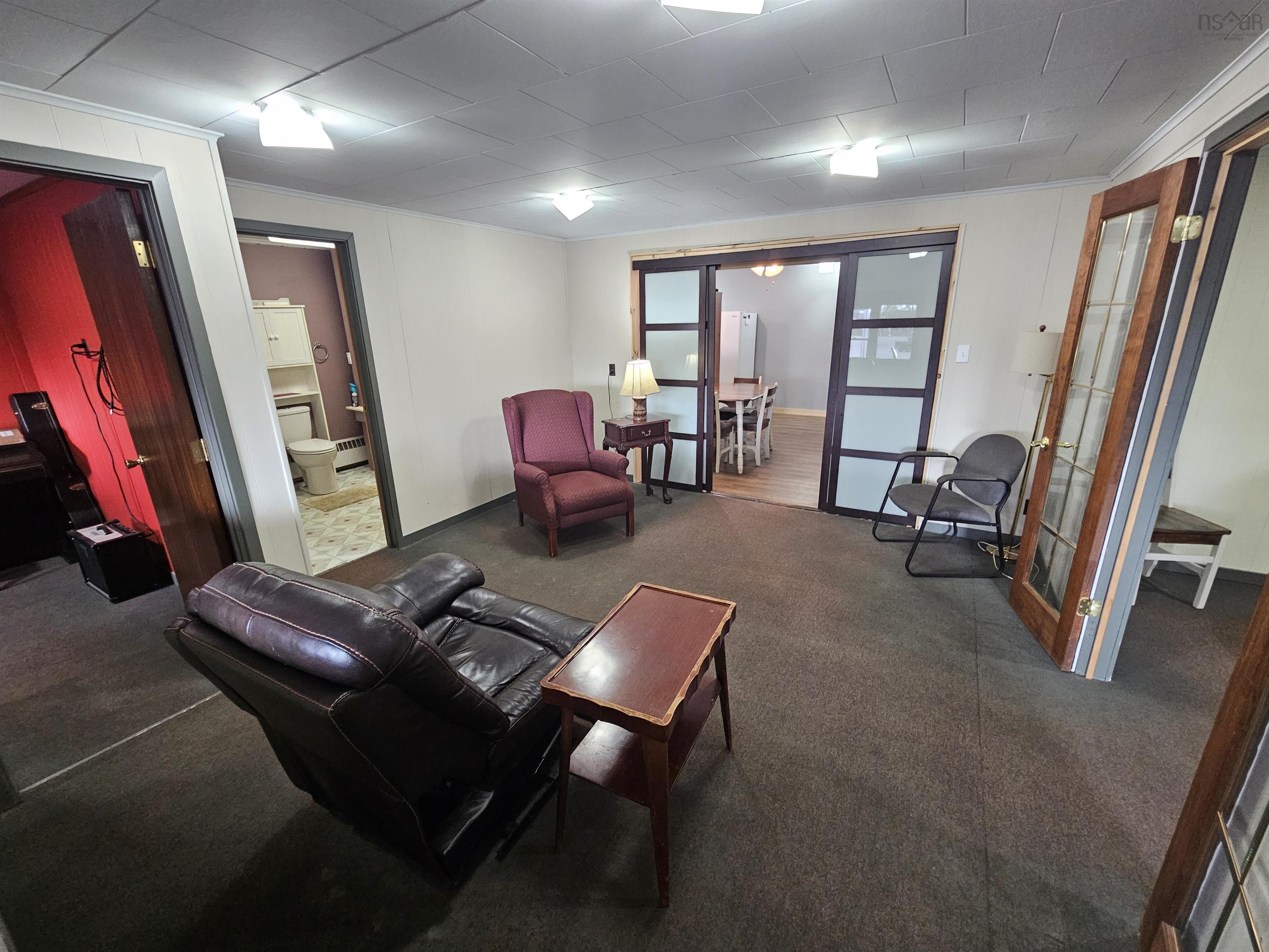 $200,000.00: 113 East Victoria Street, Amherst