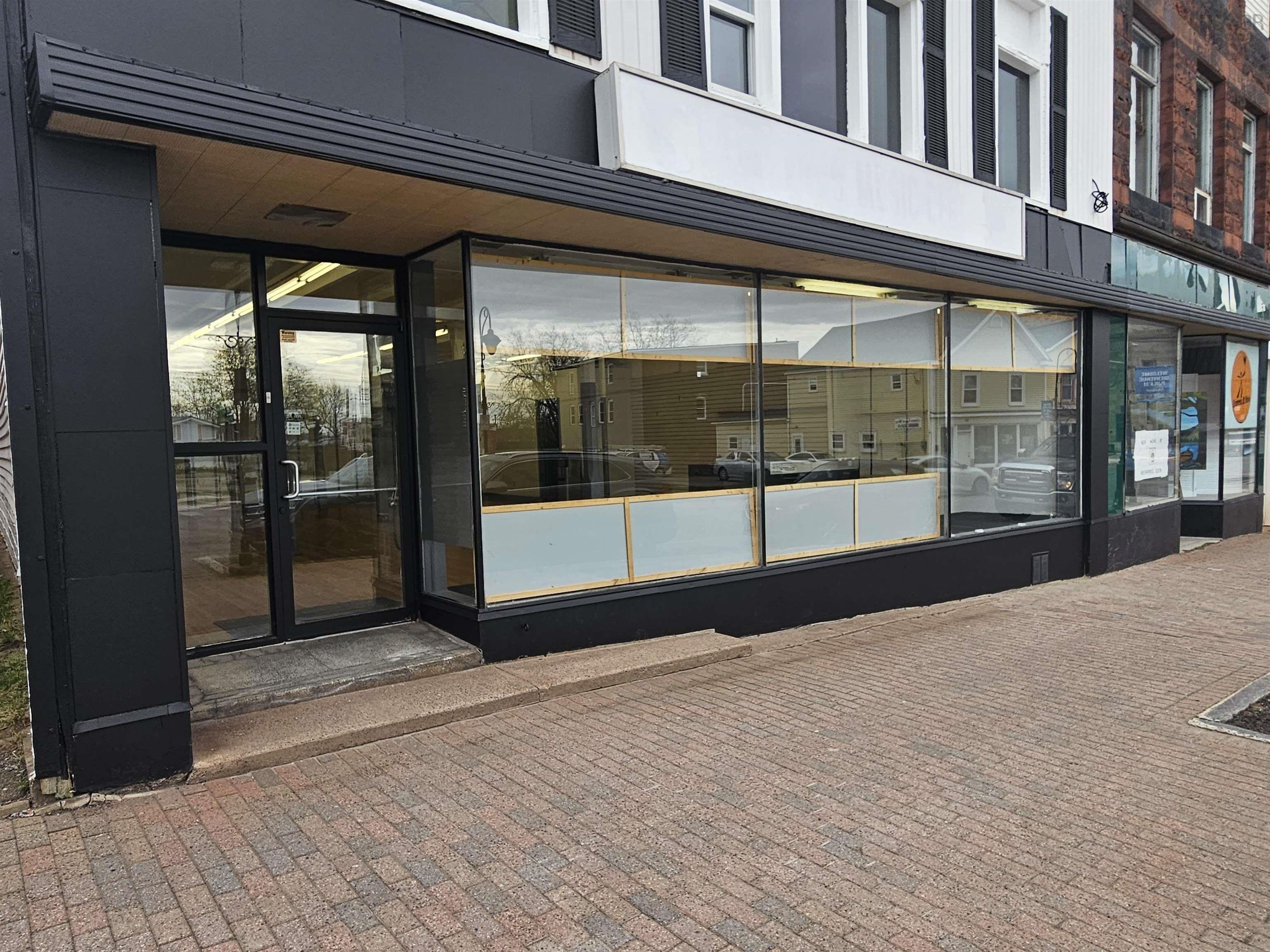 $200,000.00: 113 East Victoria Street, Amherst