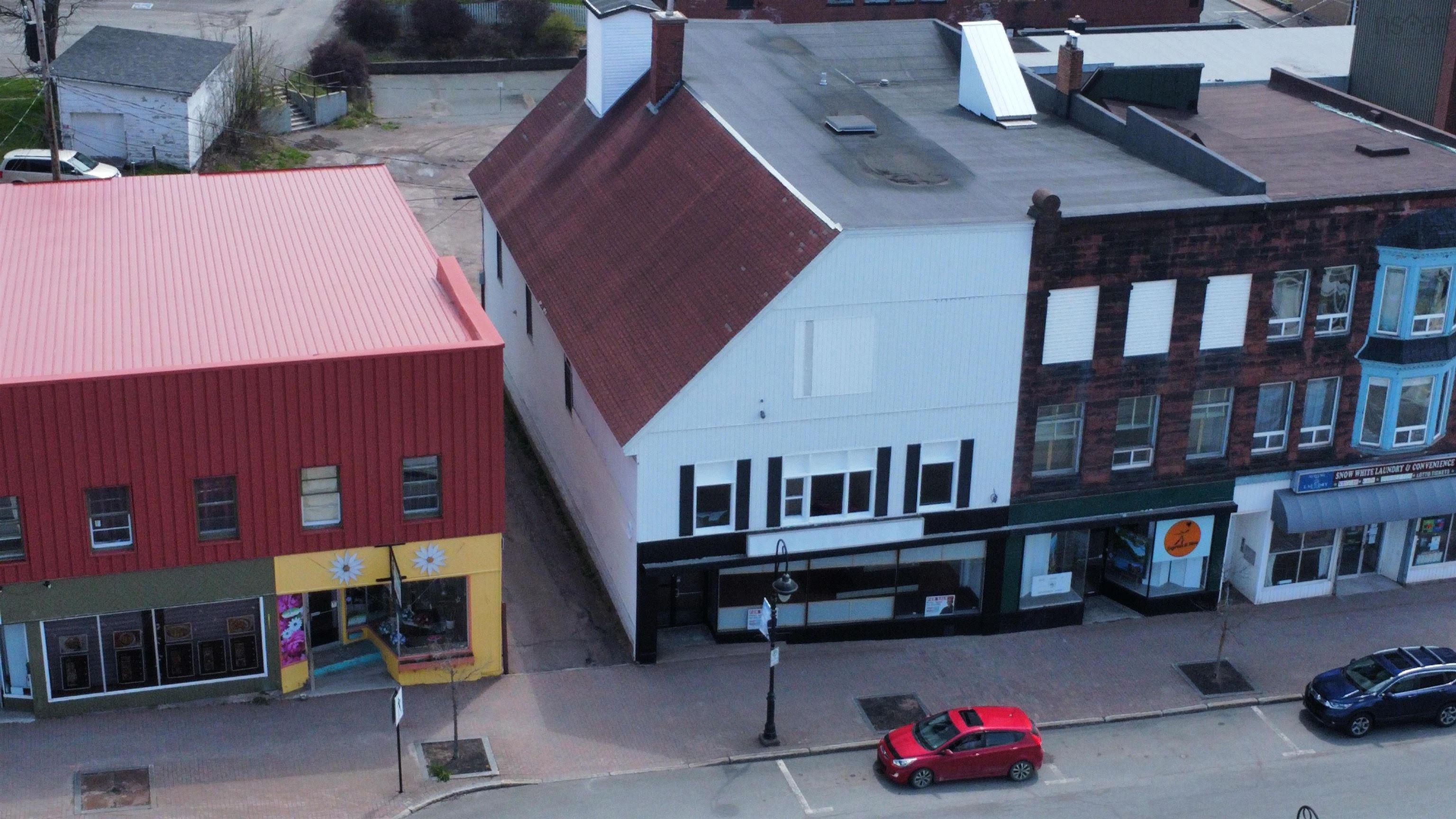 $200,000.00: 113 East Victoria Street, Amherst