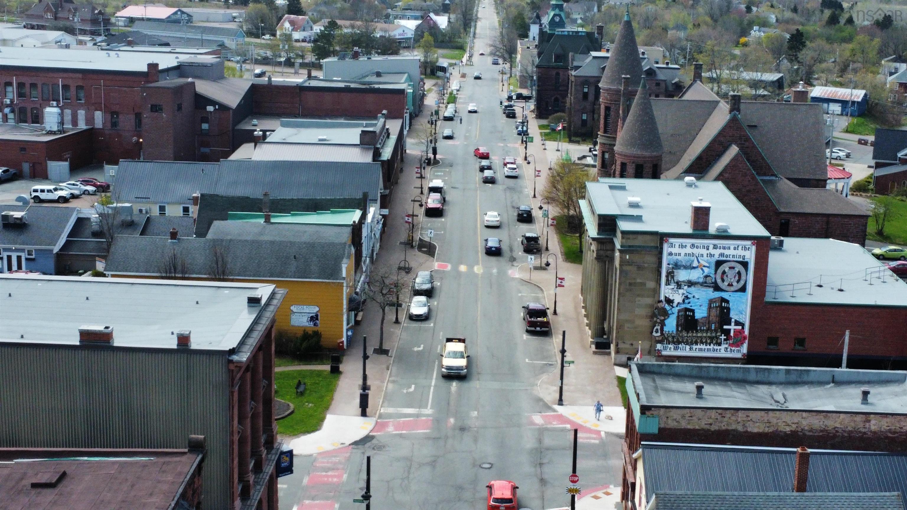 $200,000.00: 113 East Victoria Street, Amherst