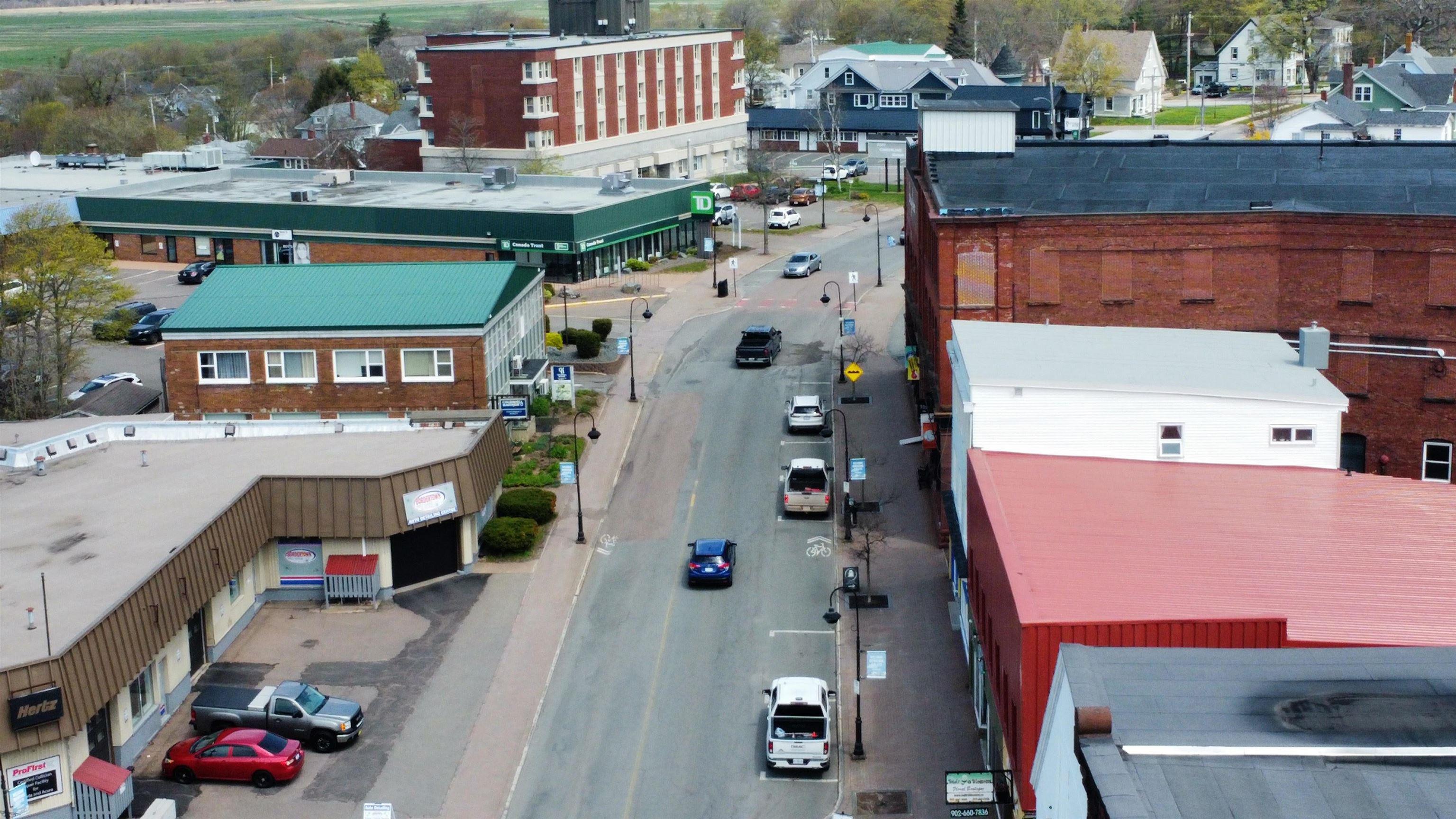 $200,000.00: 113 East Victoria Street, Amherst