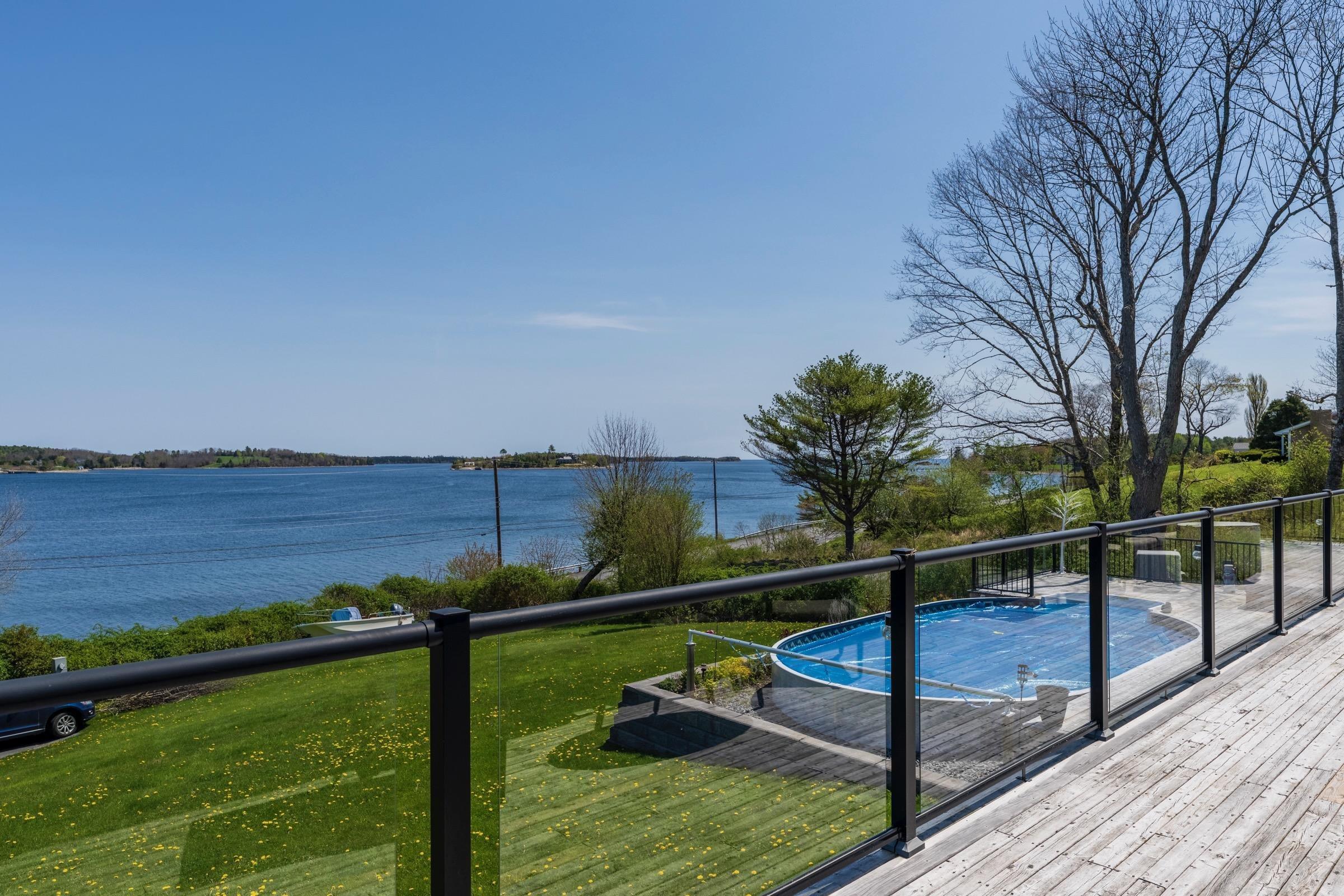 $1,375,000.00: 9222 3 Highway, Maders Cove