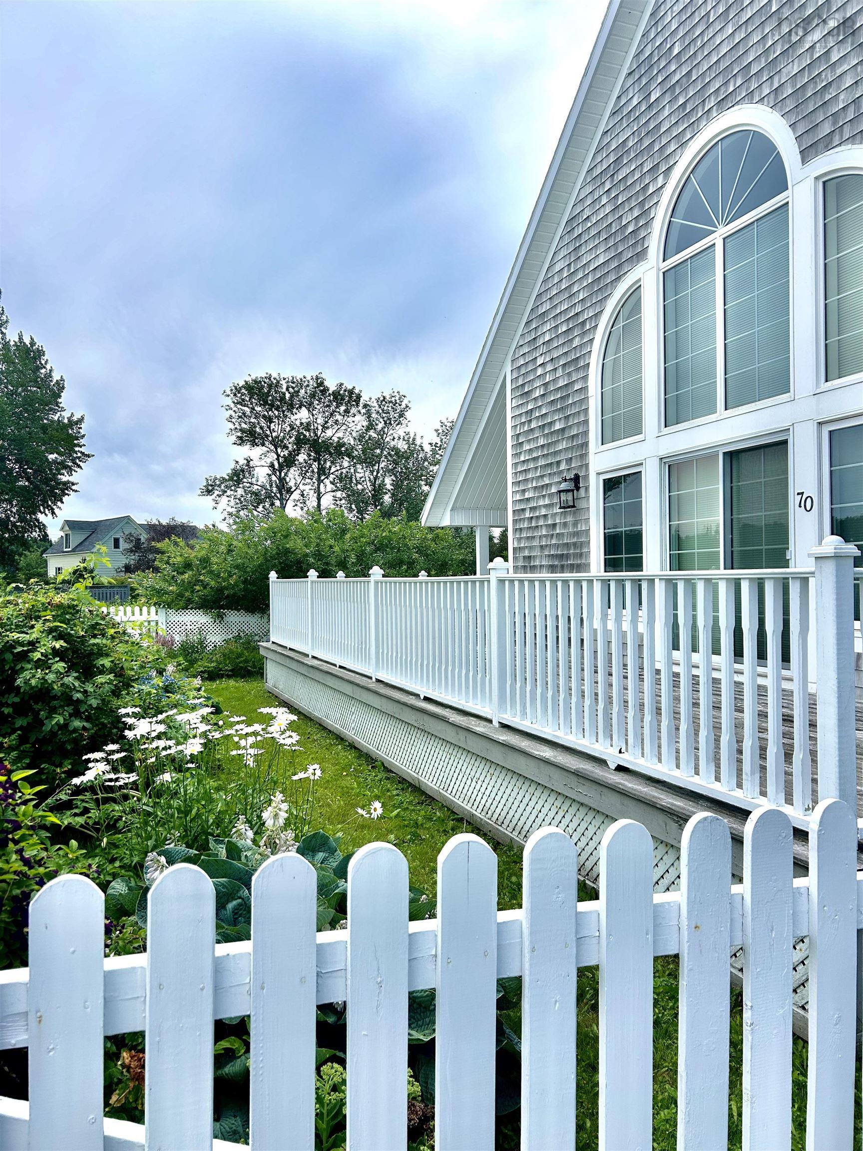 $990,000.00: 70 Water Street, Baddeck