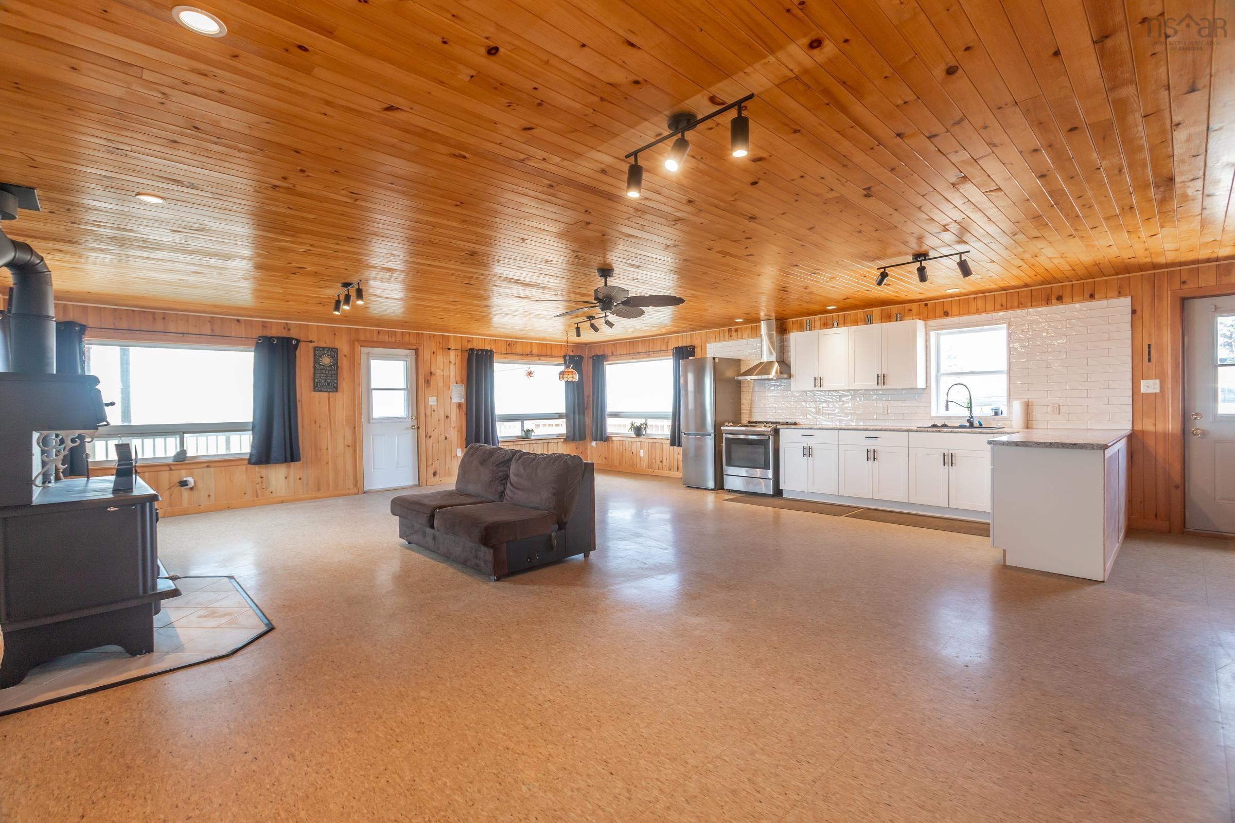 $389,000.00: 41/45 Sunset Avenue, Phinneys Cove