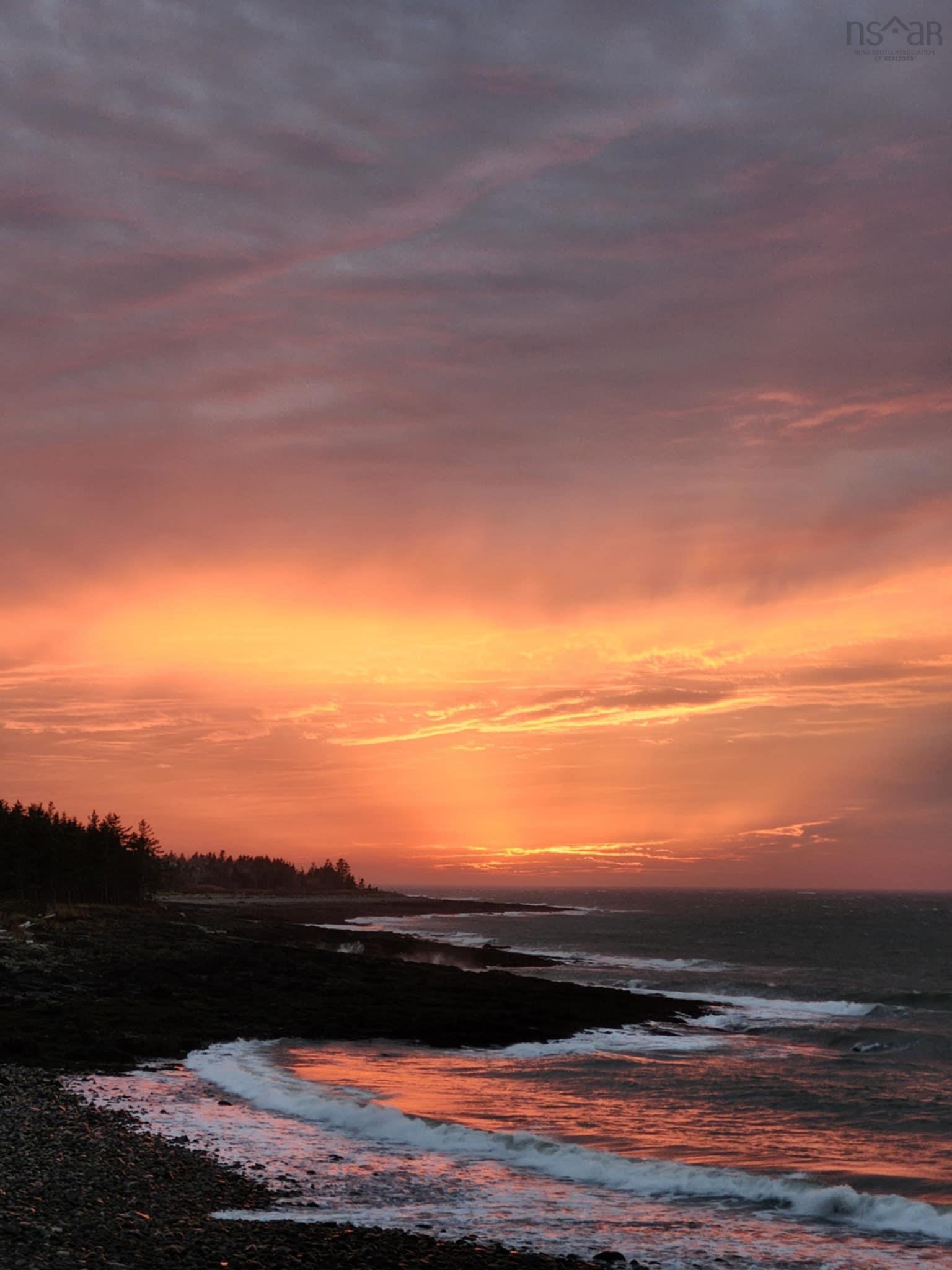 $389,000.00: 41/45 Sunset Avenue, Phinneys Cove