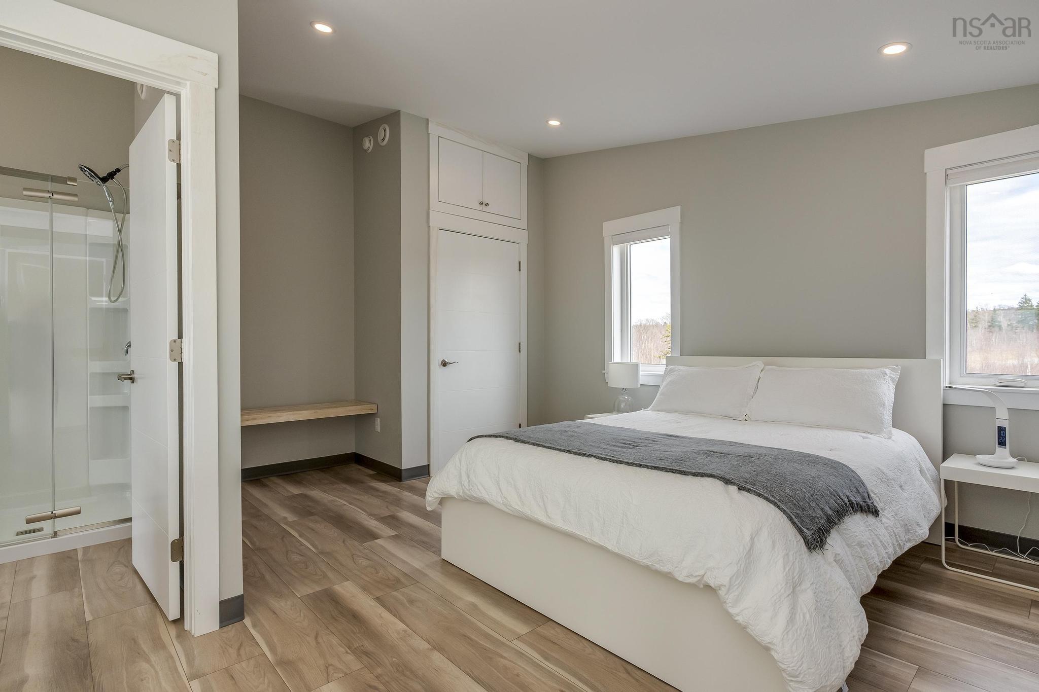 $699,999.00: 83/85 Russia Road, Harbourville