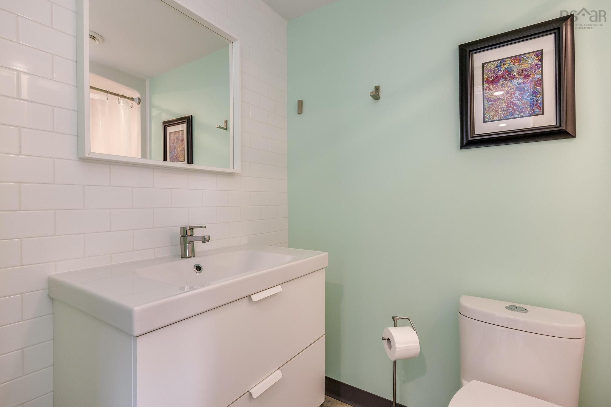 $699,999.00: 83/85 Russia Road, Harbourville