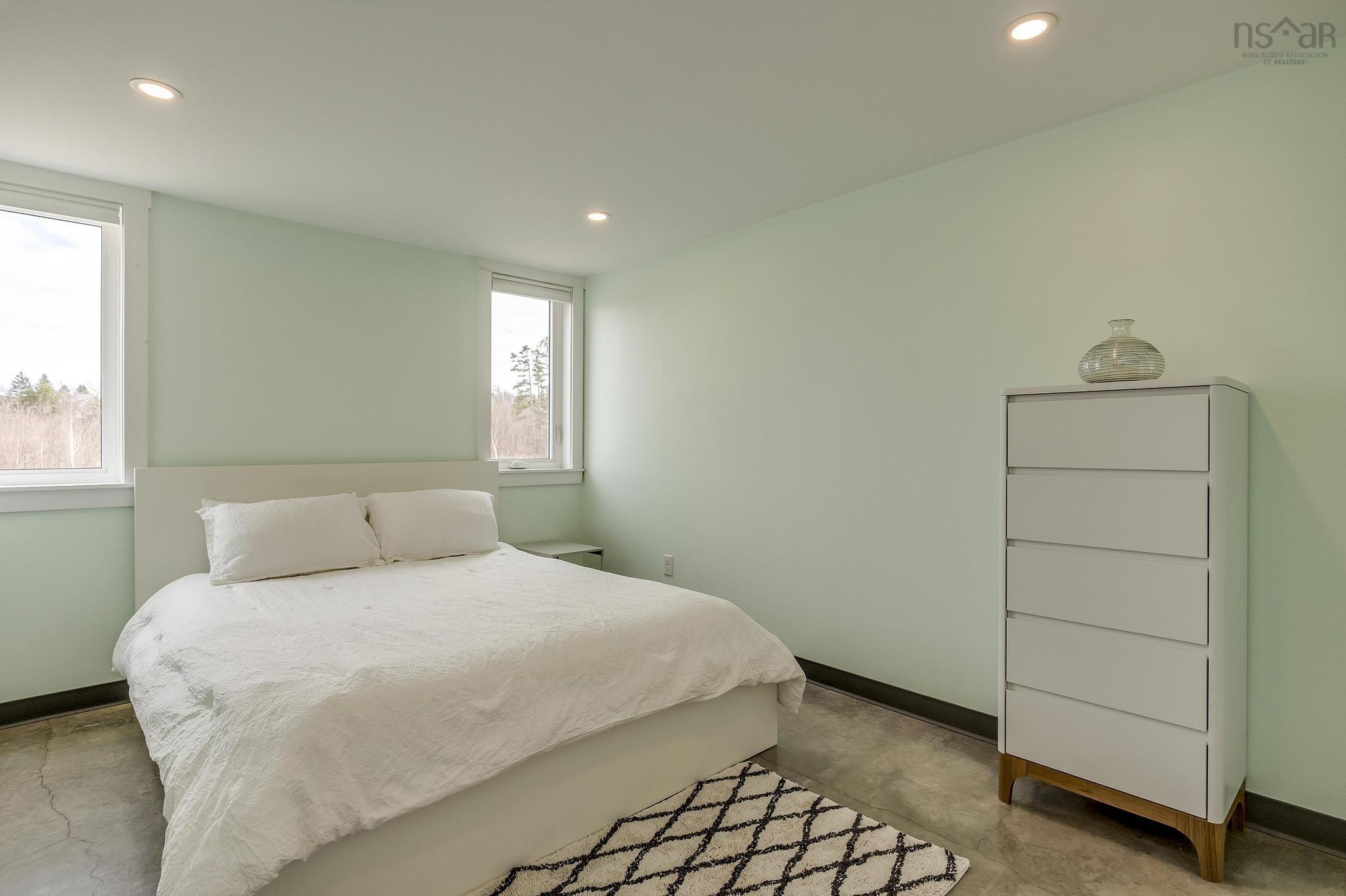 $699,999.00: 83/85 Russia Road, Harbourville