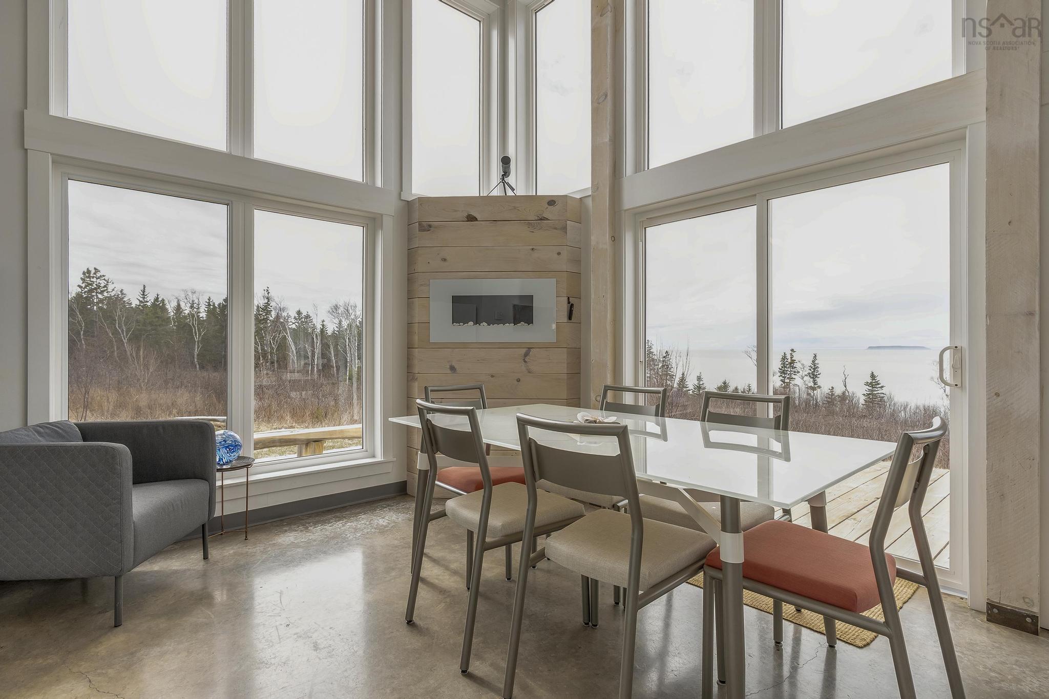 $699,999.00: 83/85 Russia Road, Harbourville