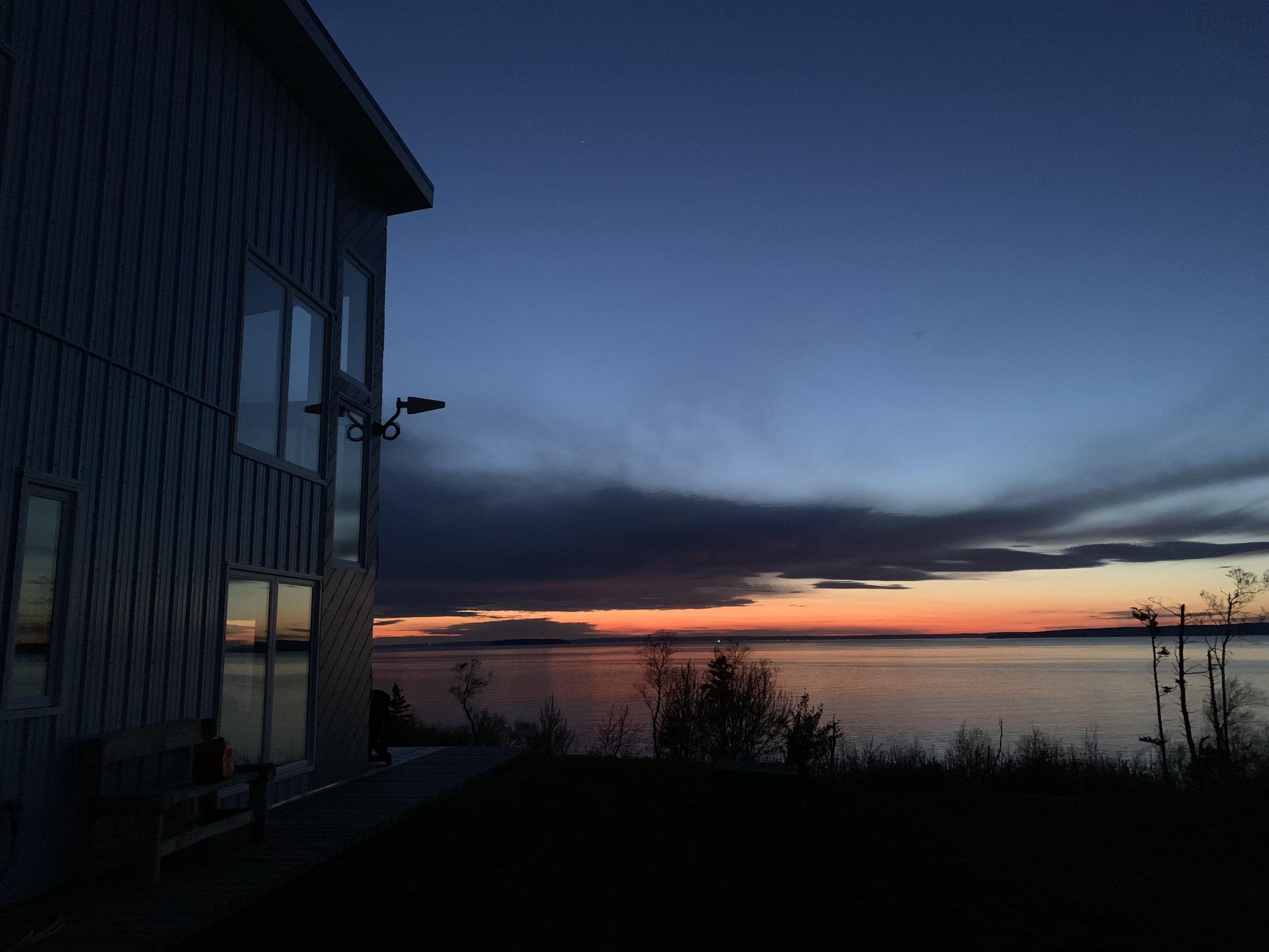 $699,999.00: 83/85 Russia Road, Harbourville