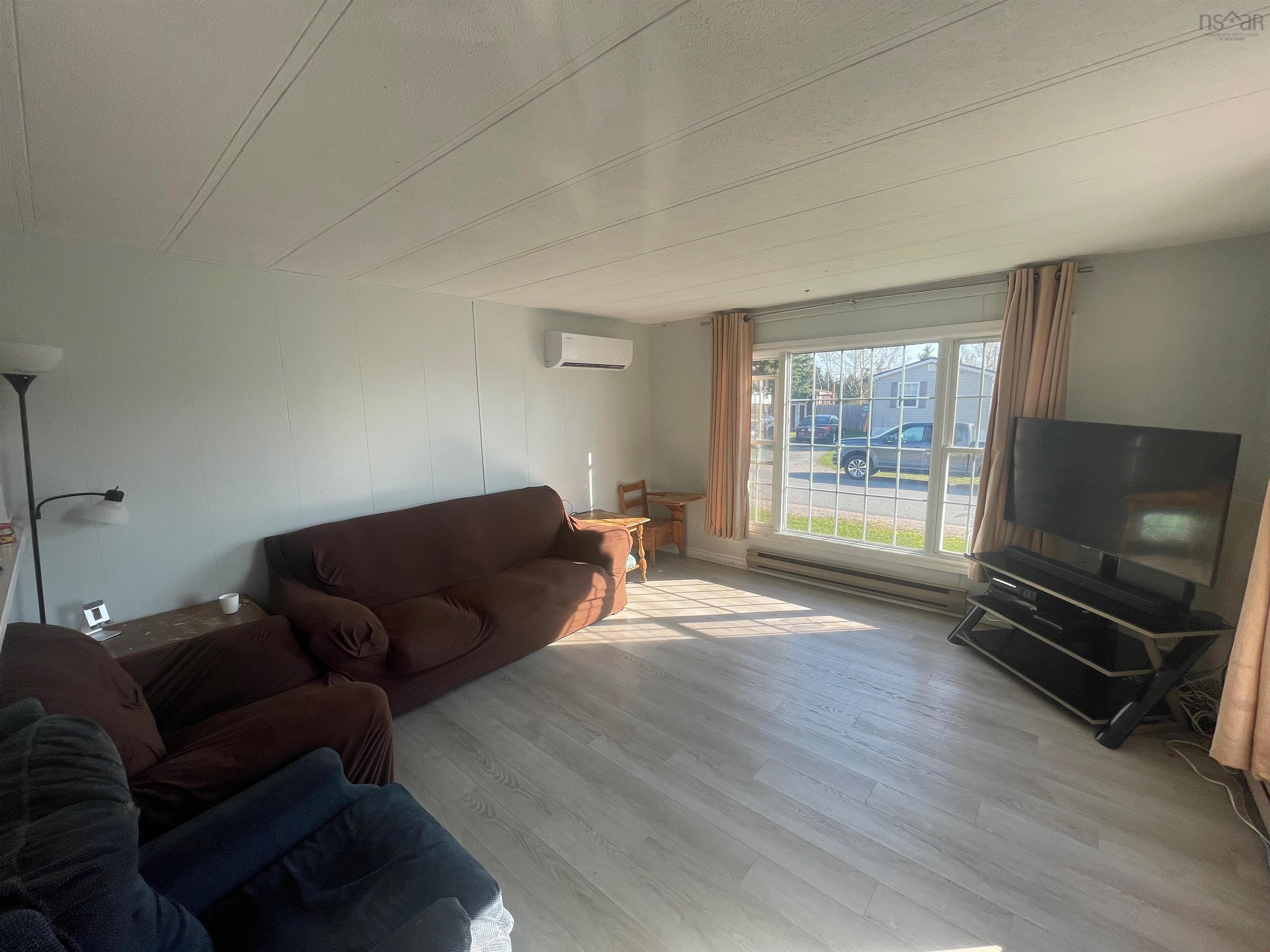 $119,900.00: 120 Second Street, Howie Centre