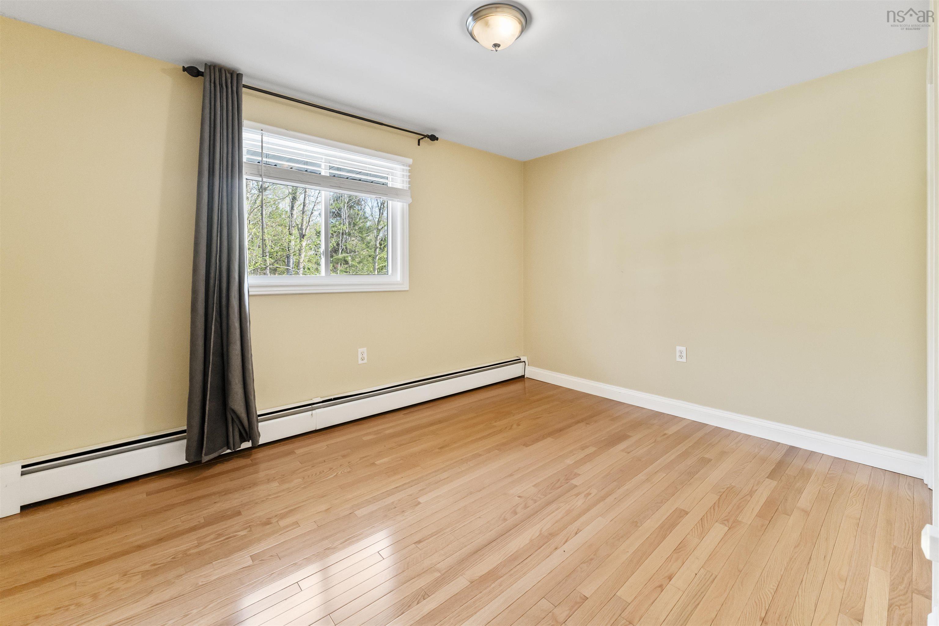 $659,900.00: 51 Rockmanor Drive, Bedford