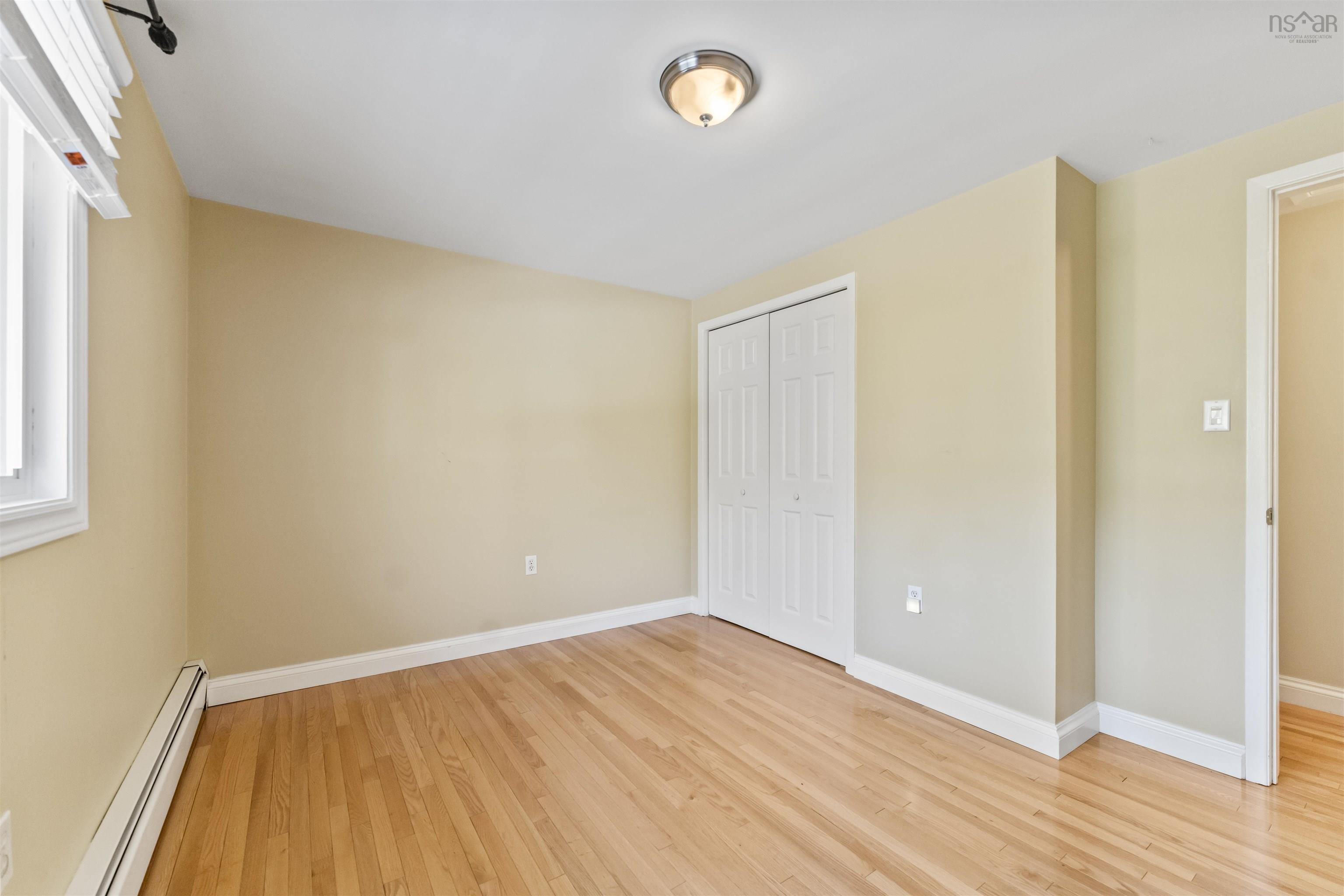 $659,900.00: 51 Rockmanor Drive, Bedford