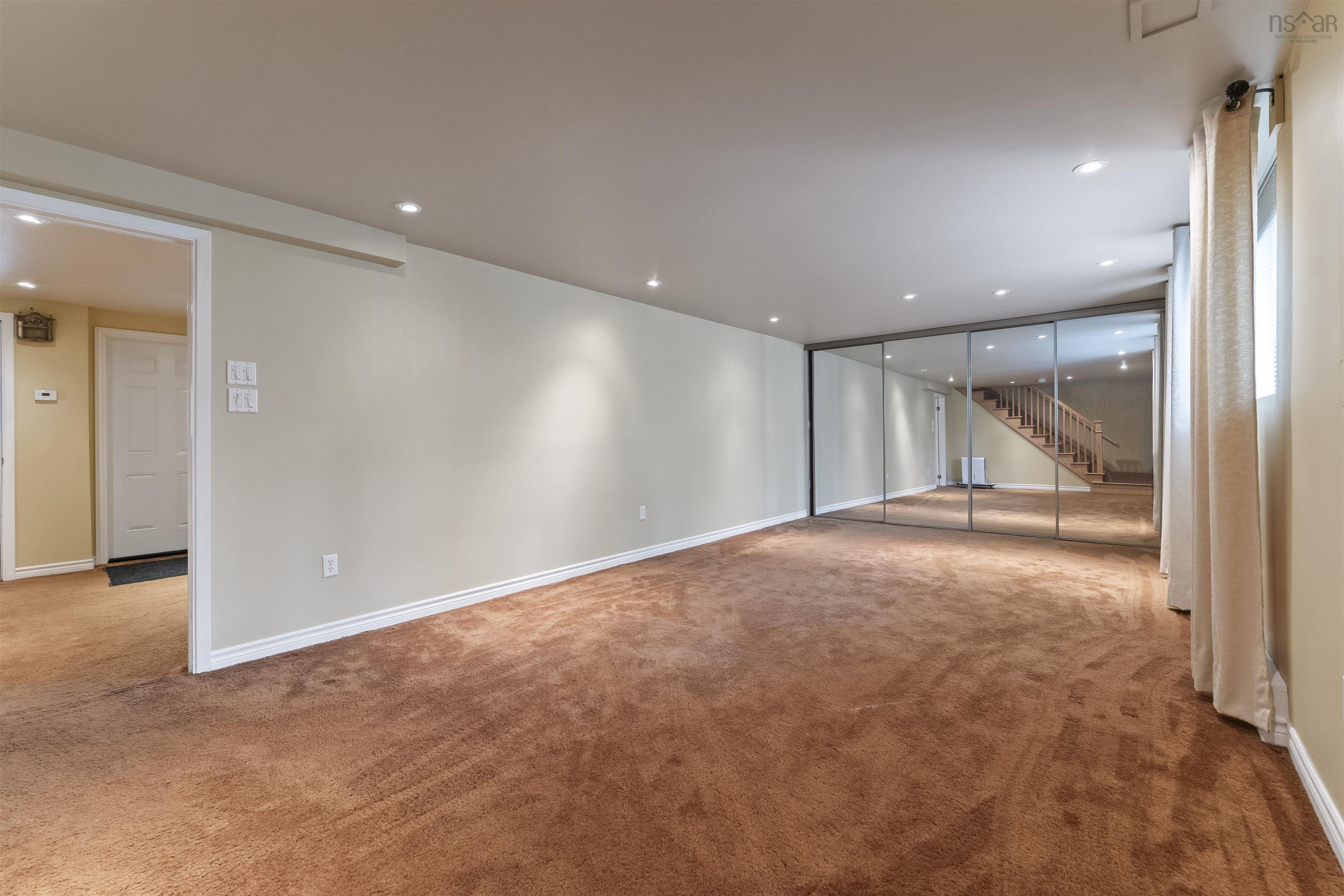 $659,900.00: 51 Rockmanor Drive, Bedford