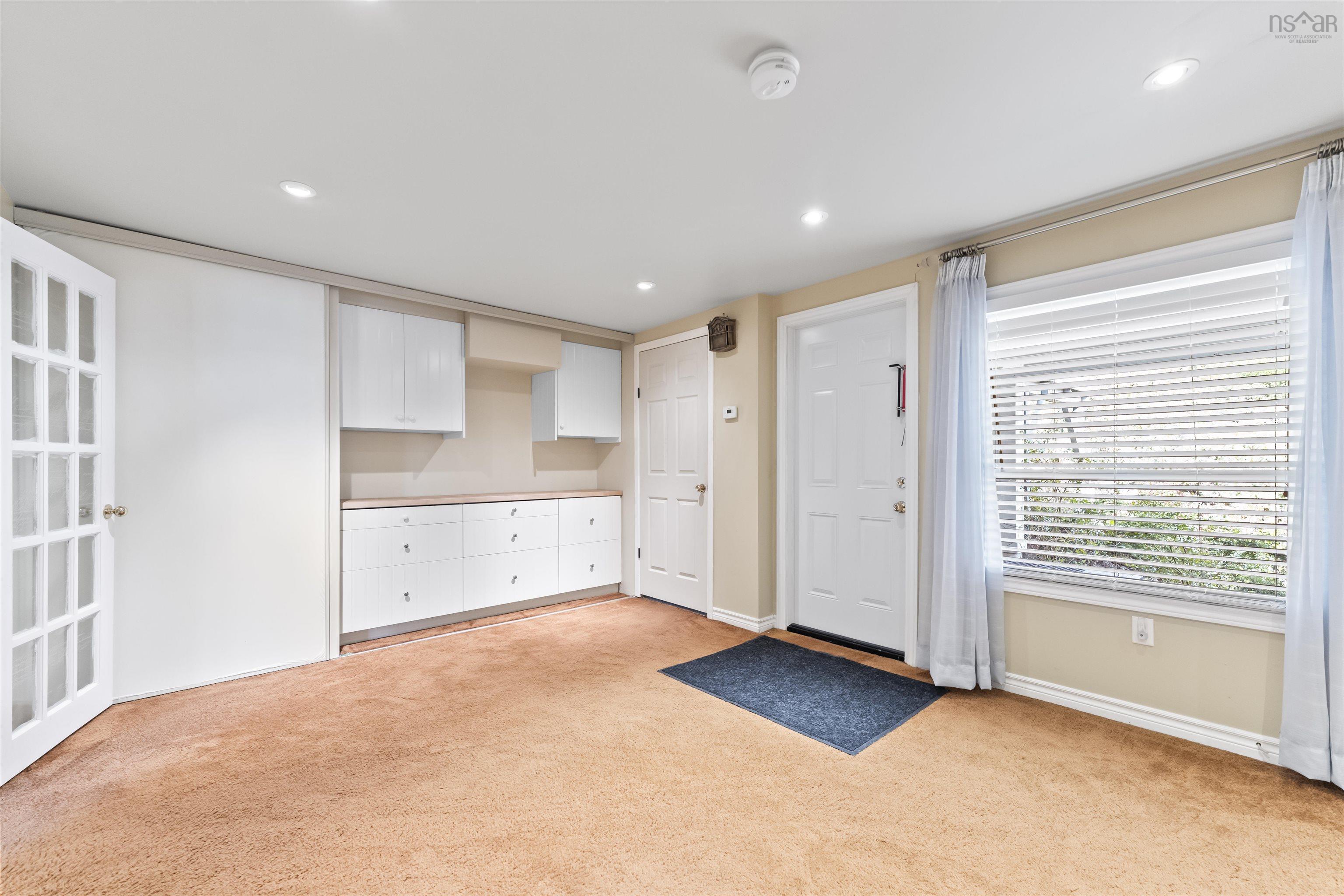 $659,900.00: 51 Rockmanor Drive, Bedford