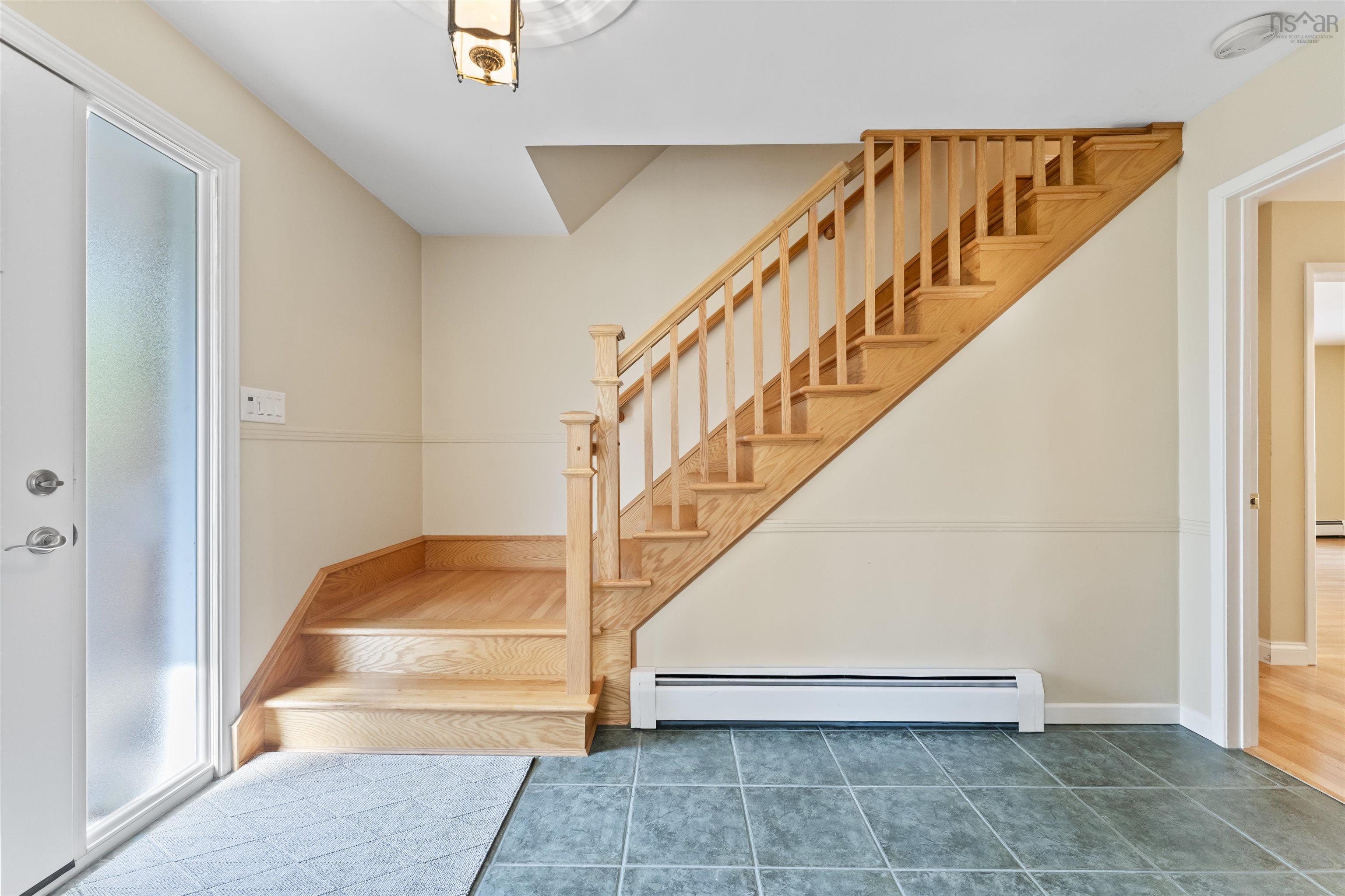 $659,900.00: 51 Rockmanor Drive, Bedford