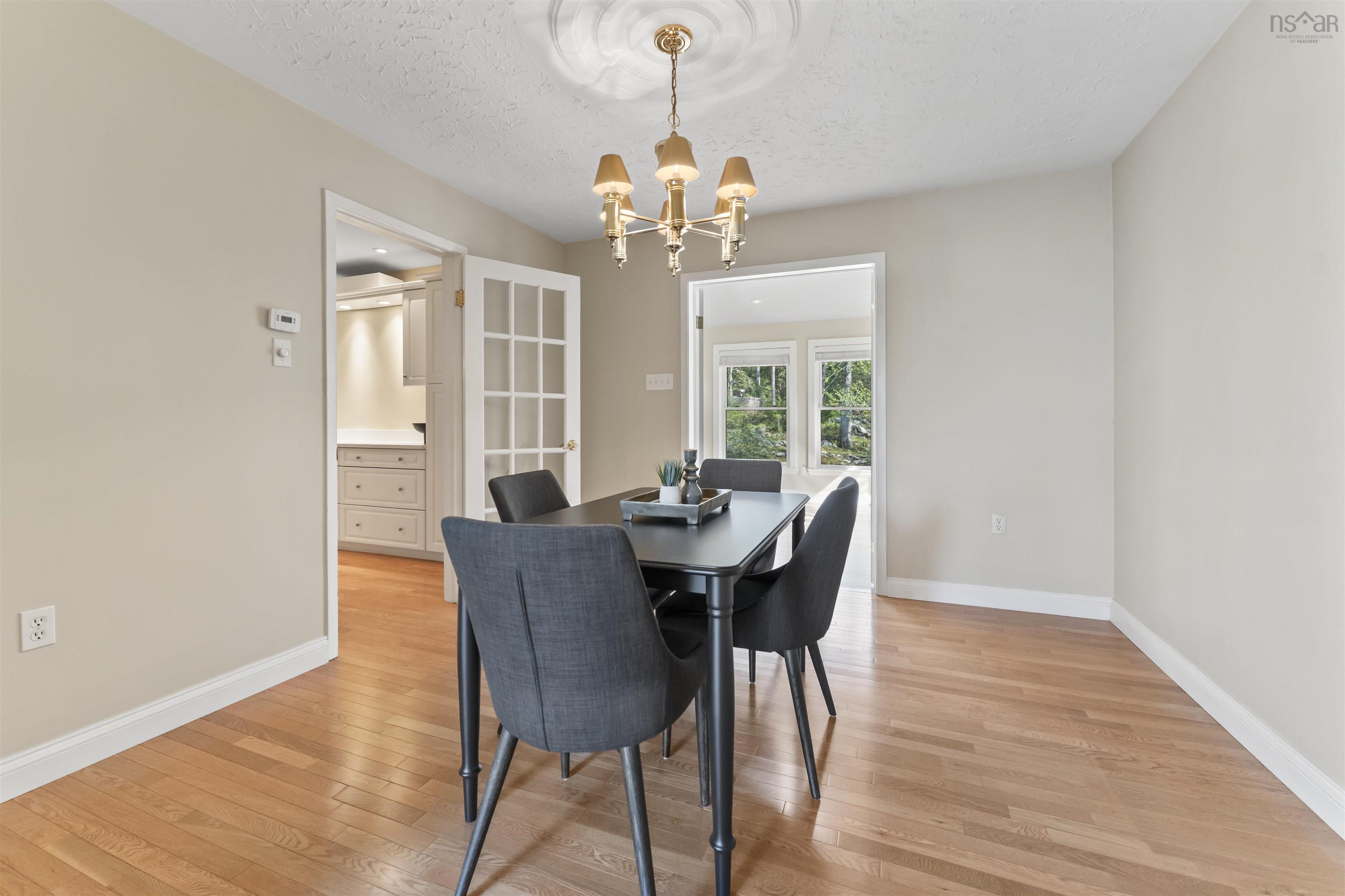$659,900.00: 51 Rockmanor Drive, Bedford