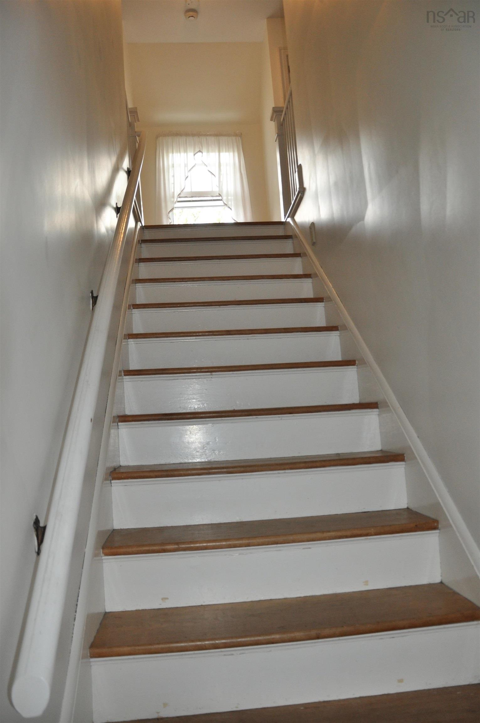 $420,000.00: 33 Caldwell Street N, Kentville