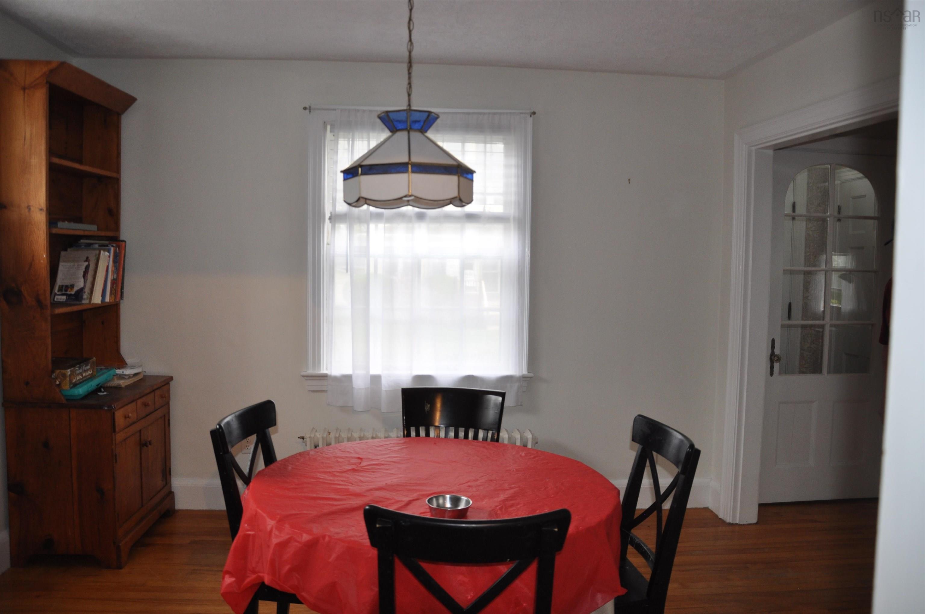 $420,000.00: 33 Caldwell Street N, Kentville