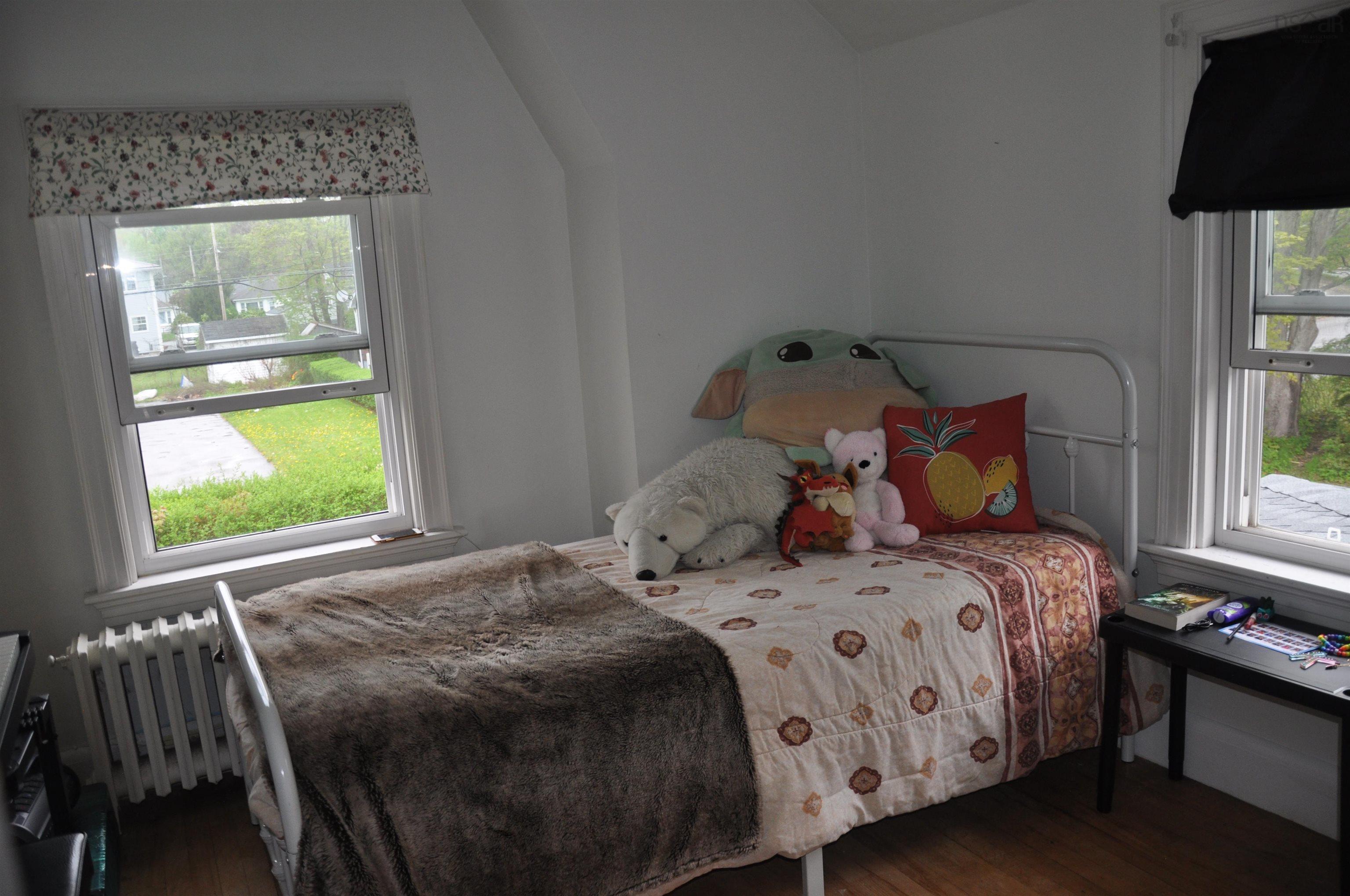 $420,000.00: 33 Caldwell Street N, Kentville
