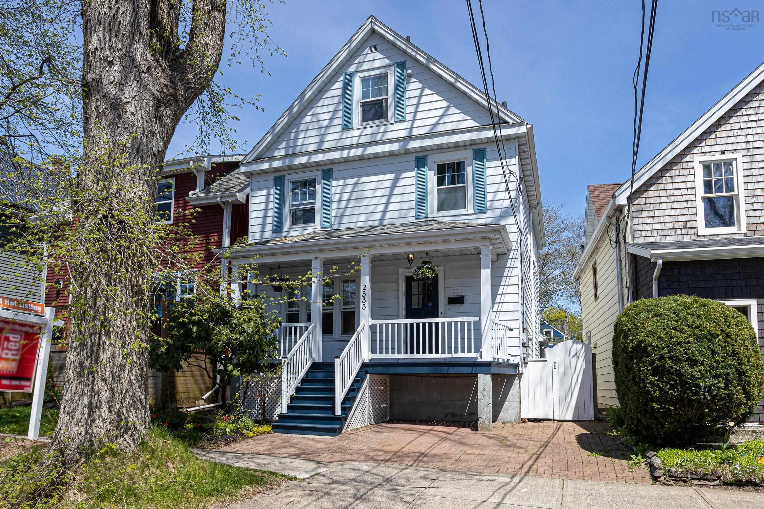$899,900.00: 2533 Beech Streets, Halifax