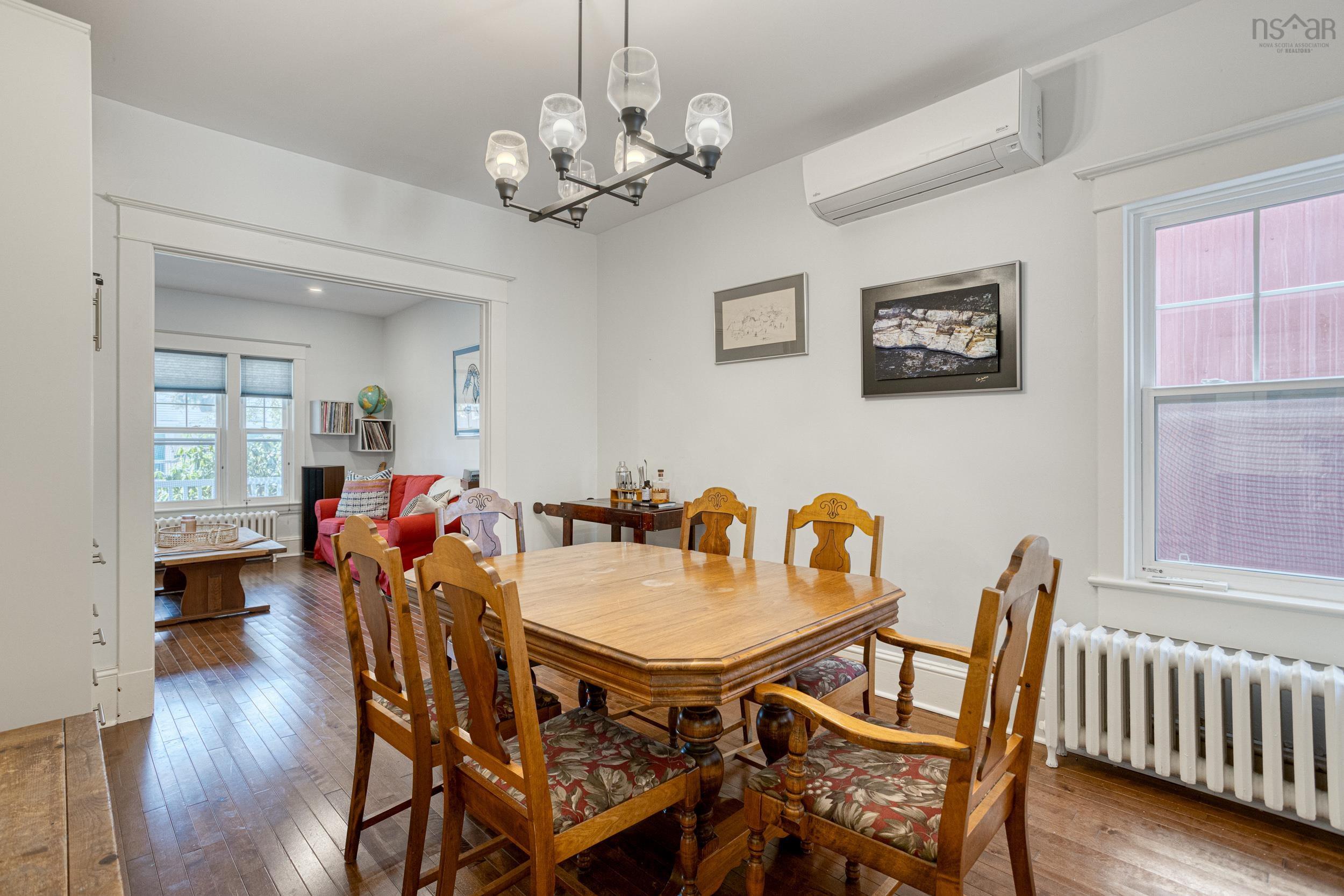 $899,900.00: 2533 Beech Streets, Halifax
