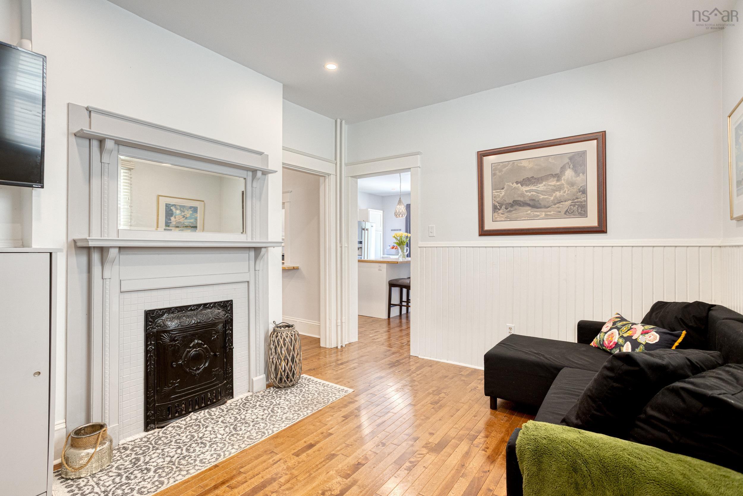 $899,900.00: 2533 Beech Streets, Halifax