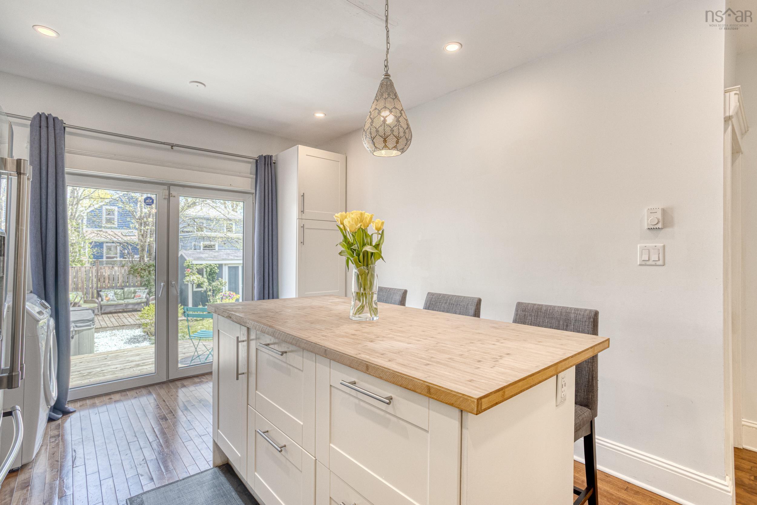 $899,900.00: 2533 Beech Streets, Halifax