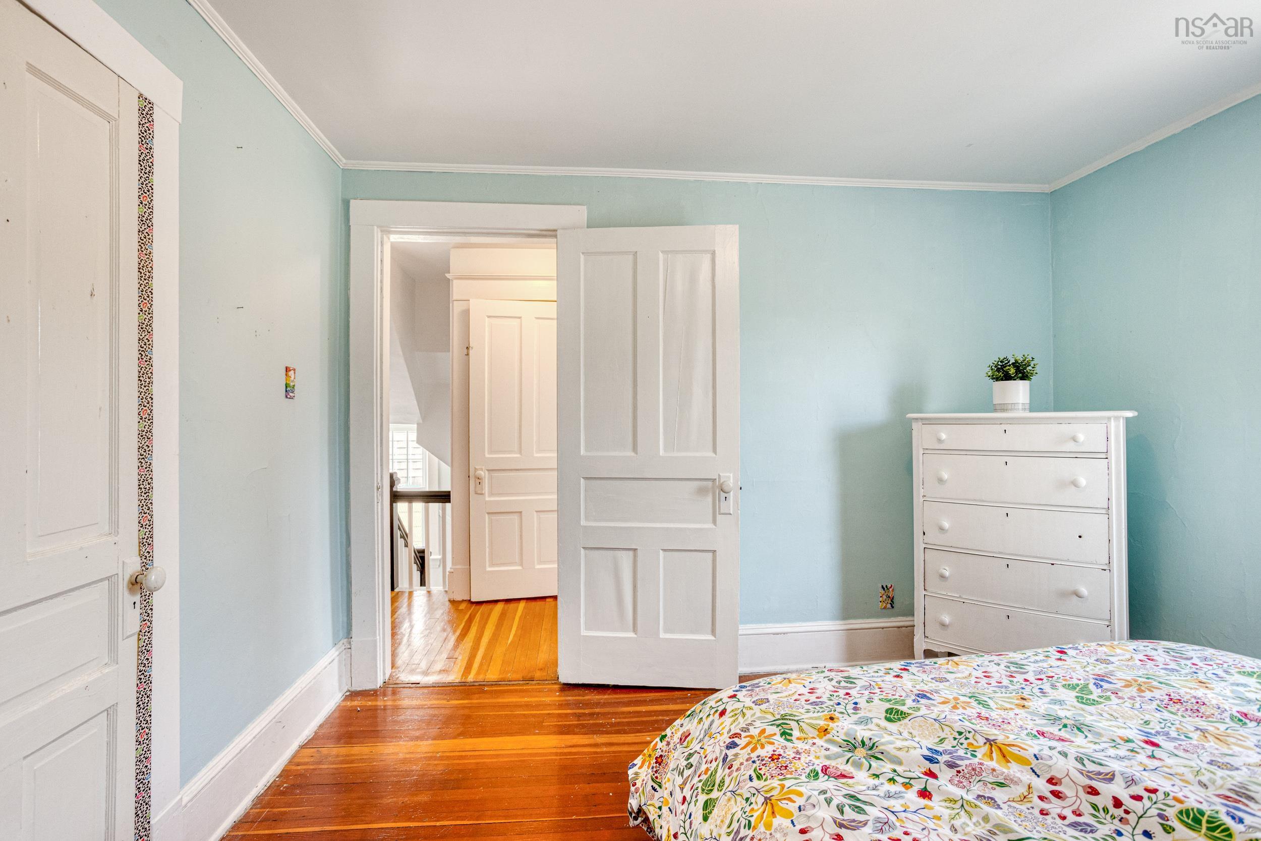 $899,900.00: 2533 Beech Streets, Halifax